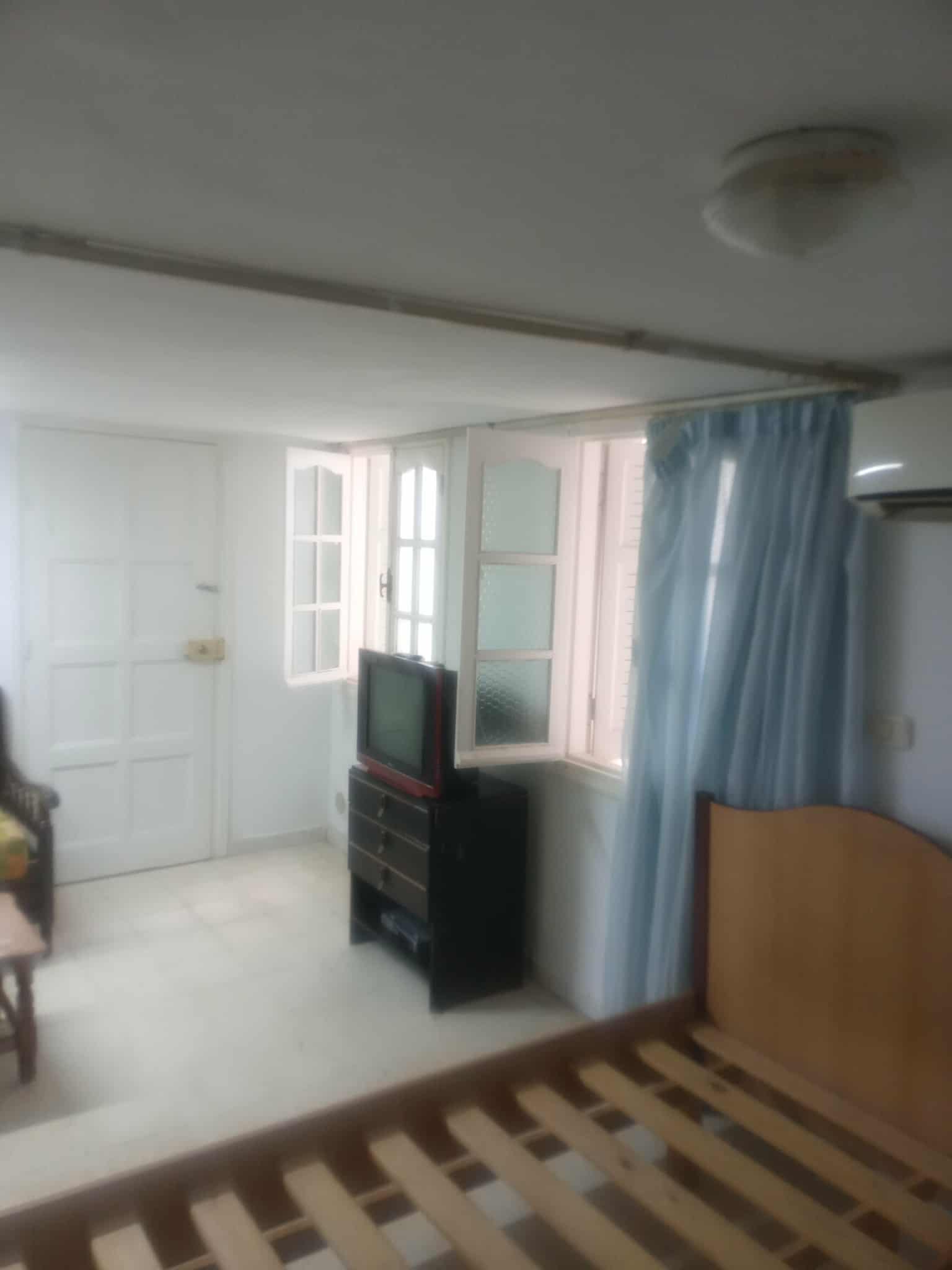 Ariana Ville&nbsp;Cite Ennasr 2&nbsp;Location&nbsp;Appart. 3 pi�ces&nbsp;Jolie studio meubl�e