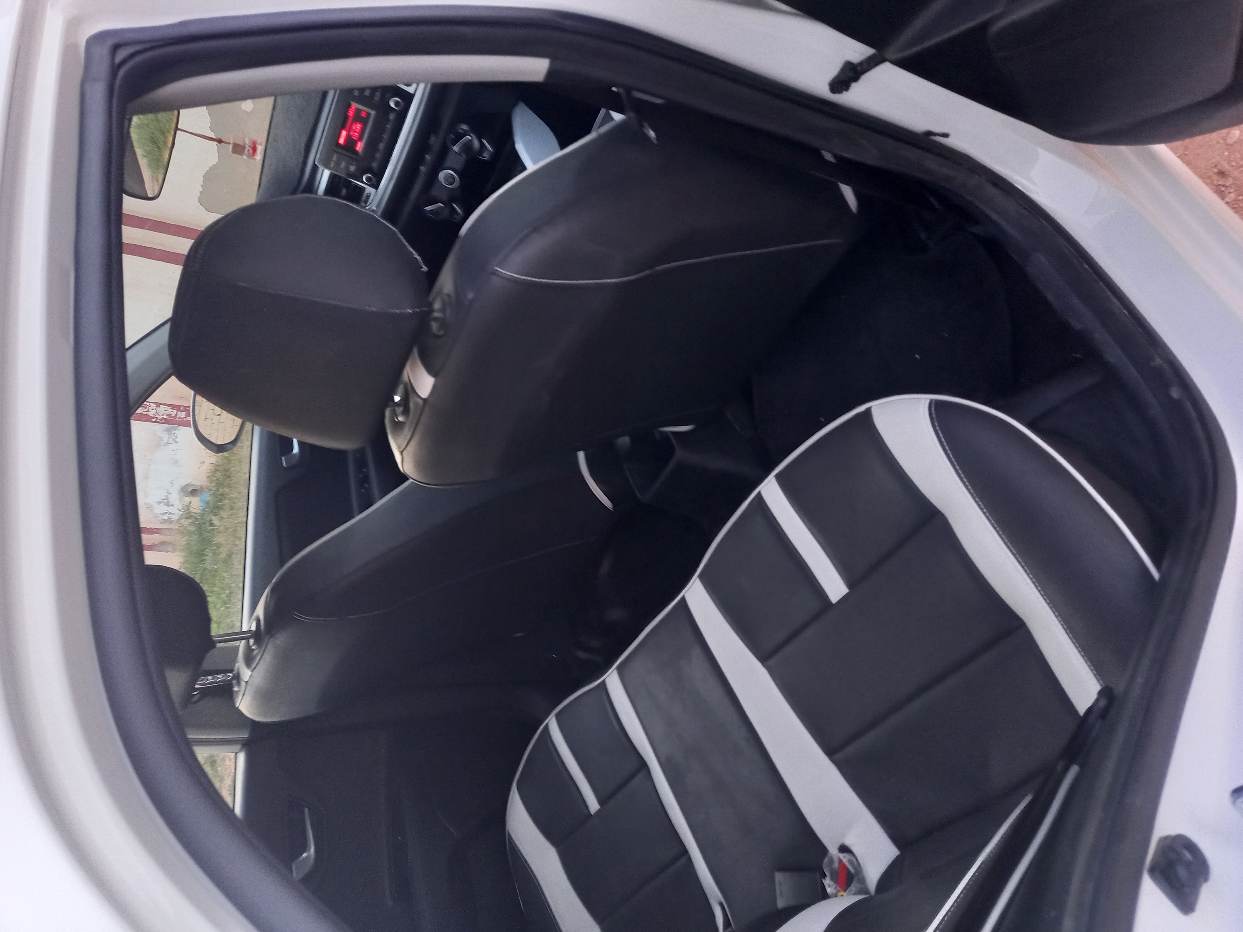 Medenine Nord&nbsp;Oum Ettamar&nbsp;Kia&nbsp;Rio&nbsp;Bonne chance