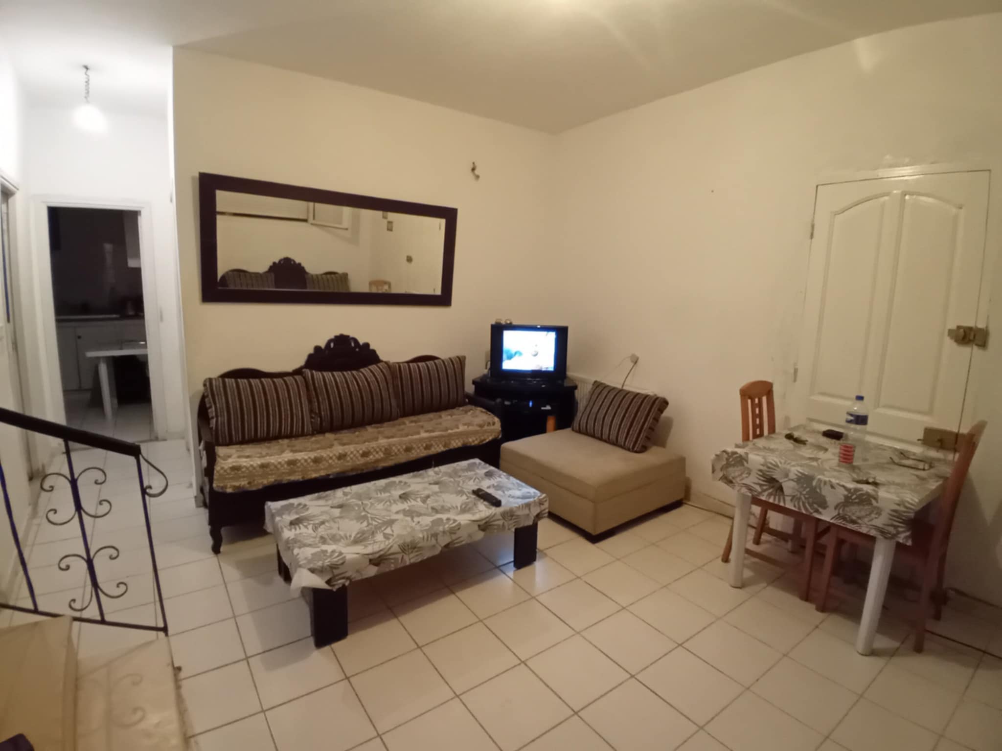 Carthage&nbsp;Salambo&nbsp;Location&nbsp;Appart. 3 pi�ces&nbsp;Chambre indivi pour fille pour l'ann�e scolaire