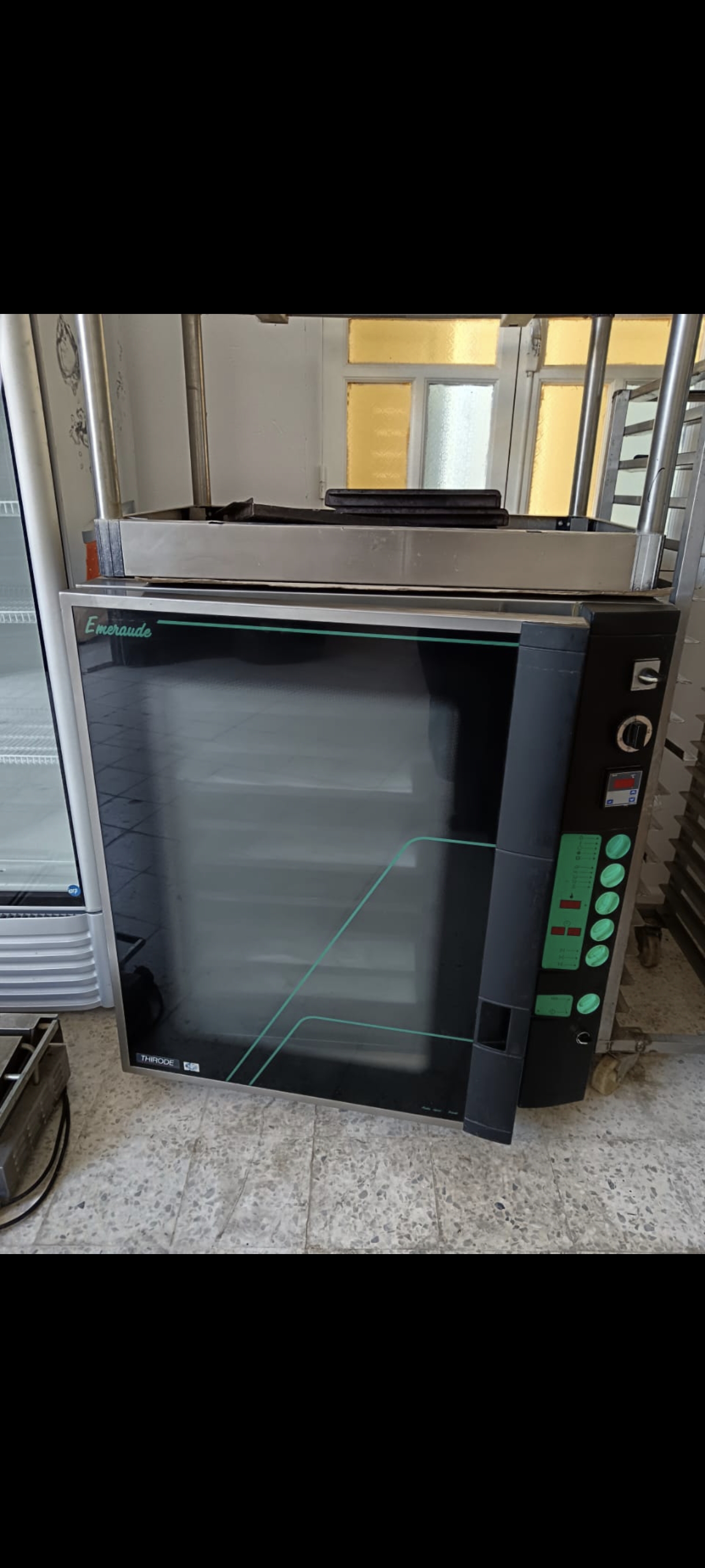 Ksibet El Mediouni&nbsp;Cite Ennadhour 2&nbsp;Four encastrable&nbsp;Autre&nbsp;Four professionnel �lectrique