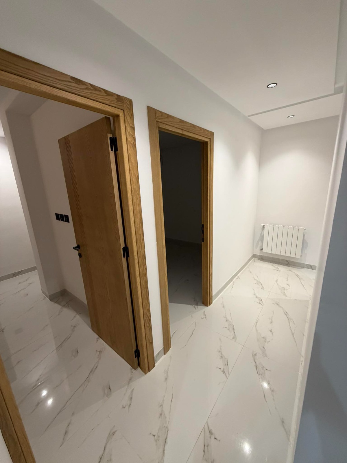 Ariana Ville&nbsp;Cite Ennasr 2&nbsp;Location&nbsp;Appart. 3 pi�ces&nbsp;S plus 2 hst a ennasr 2 wb4434