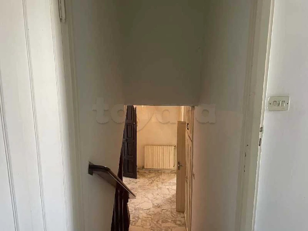 El Menzah&nbsp;El Menzah 4&nbsp;Location&nbsp;Appart. 5 pi�ces+&nbsp;Triplex haut standing � menzah 6 uv4