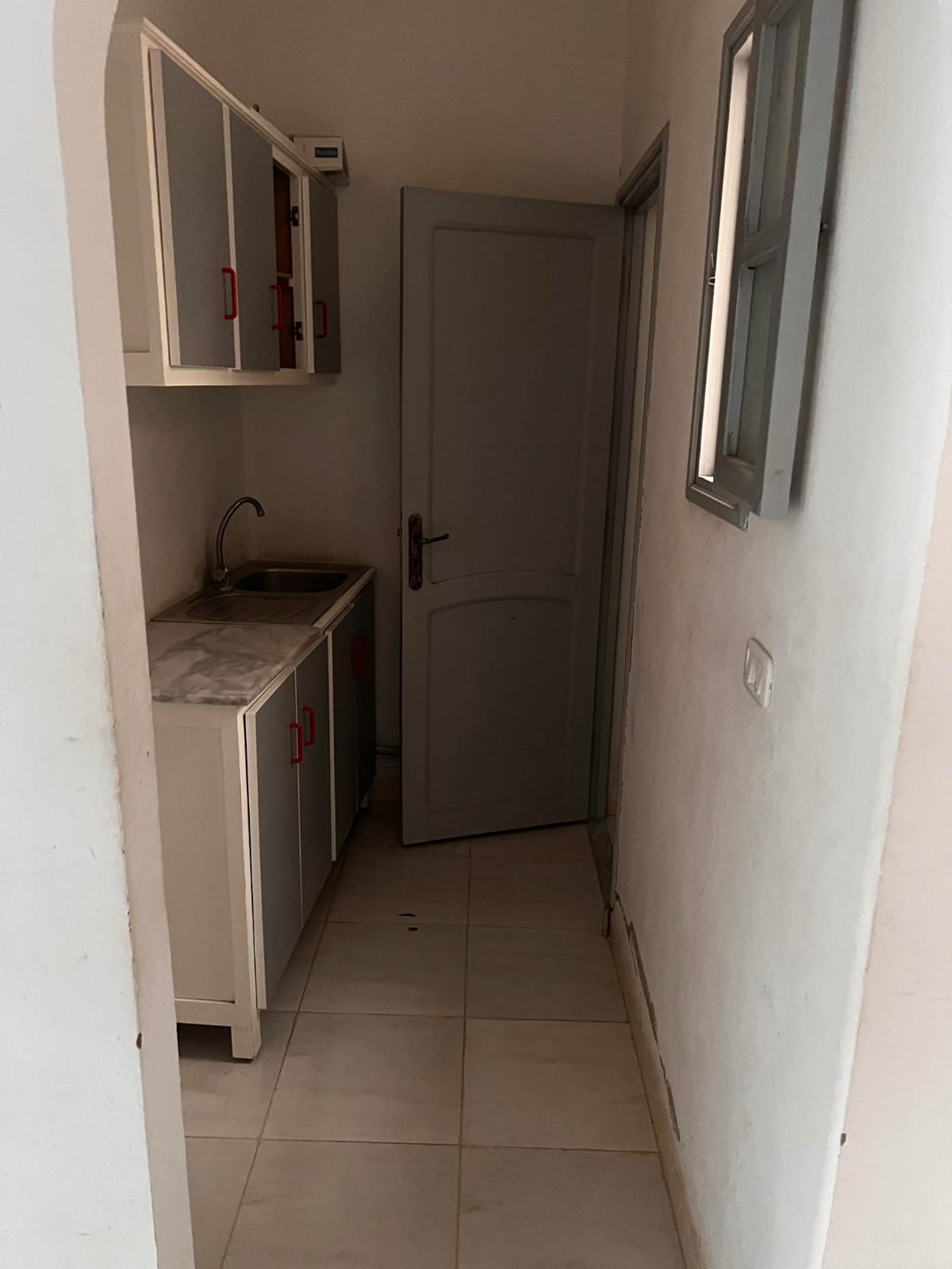 Ezzahra&nbsp;Ezzahra&nbsp;Location&nbsp;Autre&nbsp;Bureau � ezzahra lyc�e