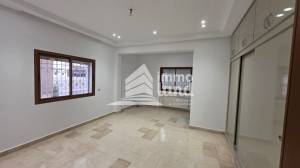 Mnihla&nbsp;Jardins d'el Menzah&nbsp;Vente&nbsp;Maisons&nbsp;Une villa avec piscine aux jardins