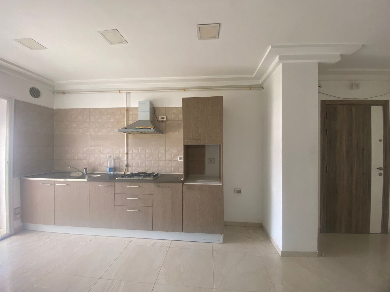 Raoued&nbsp;Cite El Ghazala 1&nbsp;Location&nbsp;Appart. 2 pi�ces&nbsp;Appt salon et une chambre