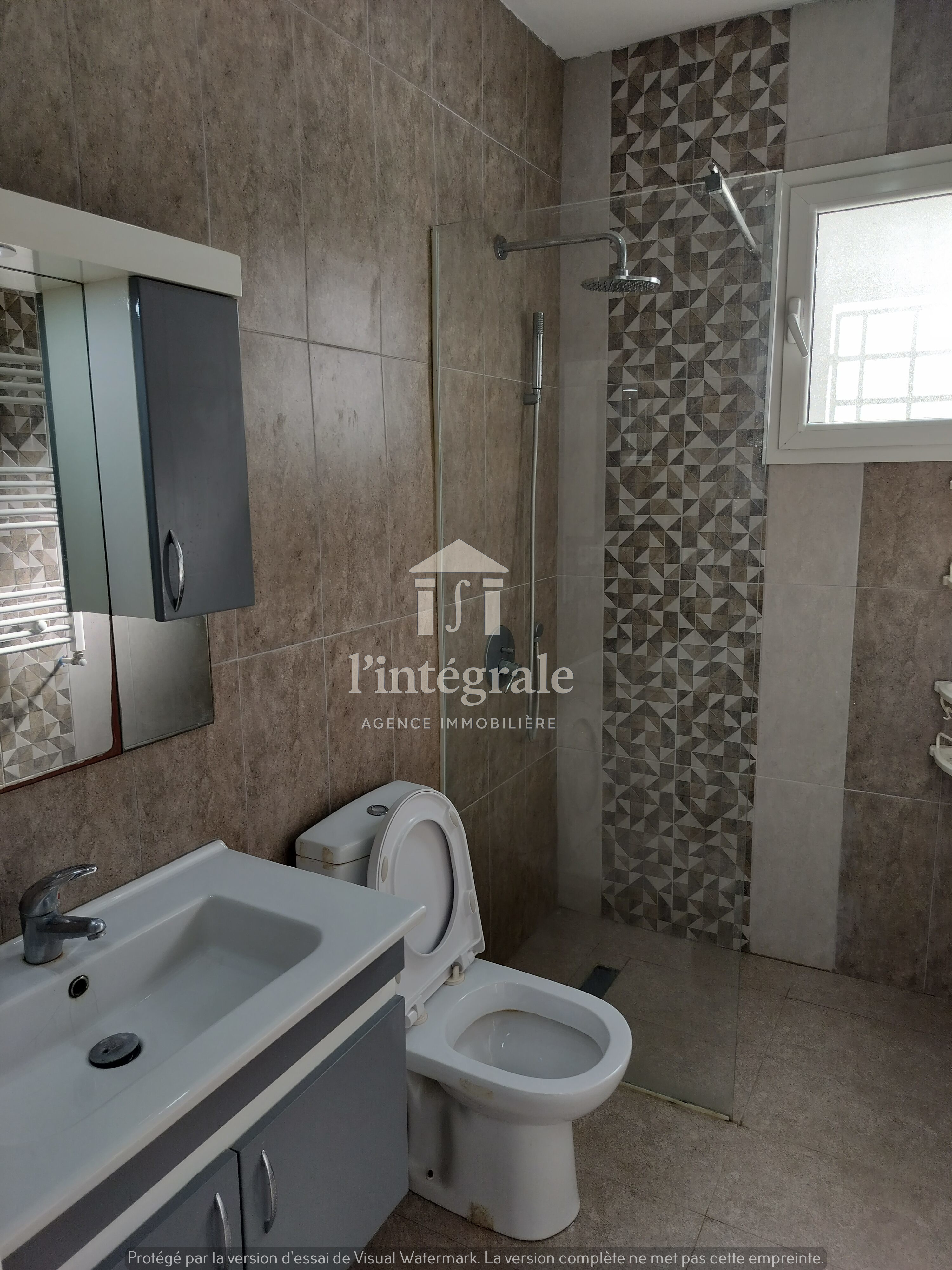 Ariana Ville&nbsp;El Menzah 8&nbsp;Location&nbsp;Appart. 3 pi�ces&nbsp;S2 rdc de haut standing