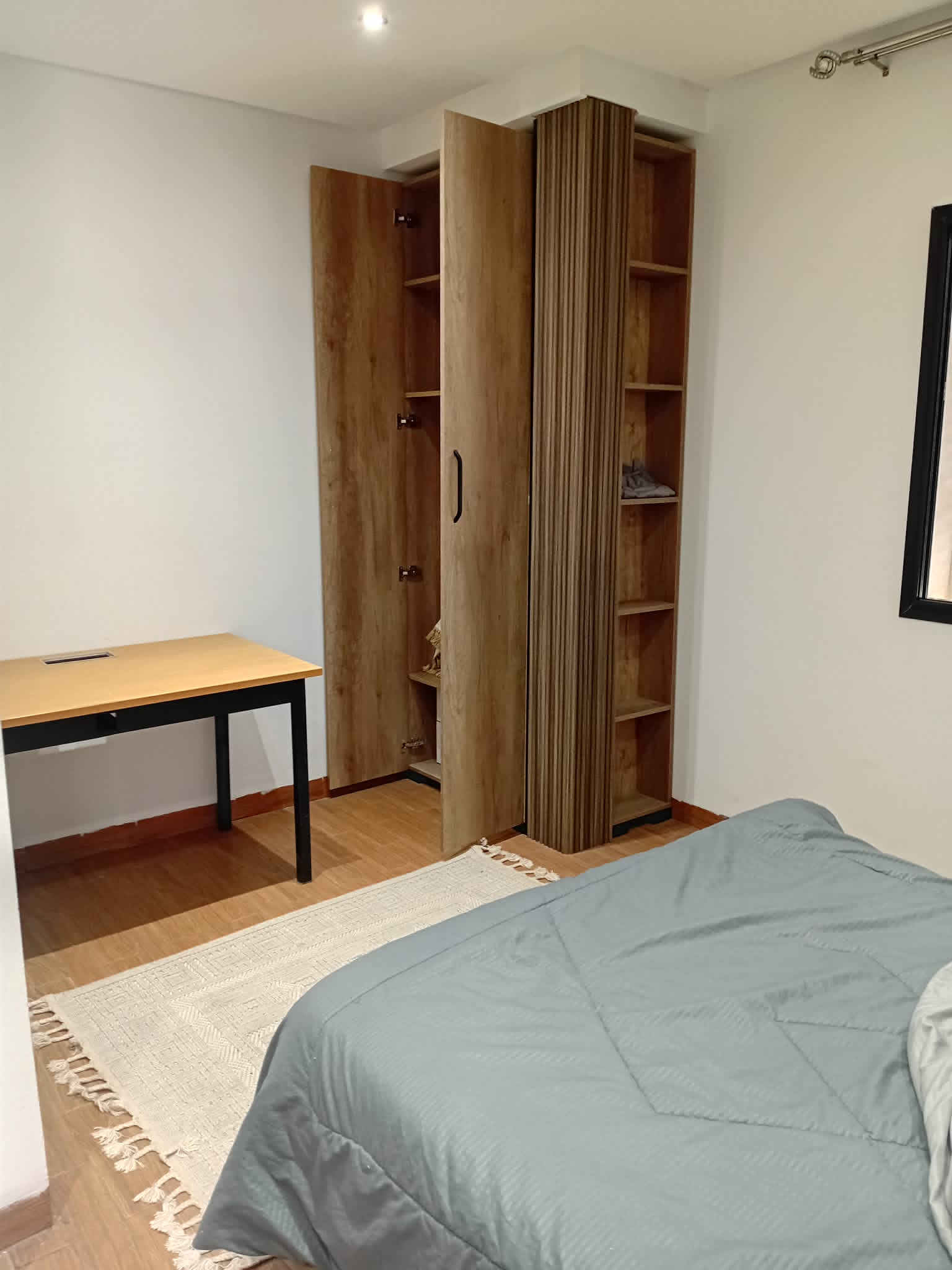 Sousse Jaouhara&nbsp;Khezama Ouest&nbsp;Location&nbsp;Appart. 2 pi�ces&nbsp;Magnifique s plus 2 richement meubl� avec rooftop