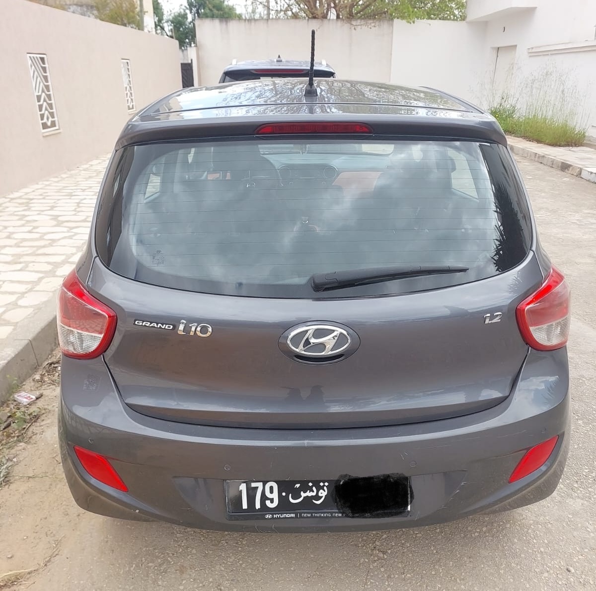 Mannouba&nbsp;La Mannouba&nbsp;Hyundai&nbsp;Autre Mod�le&nbsp;Hyundai grand i10 1�re main