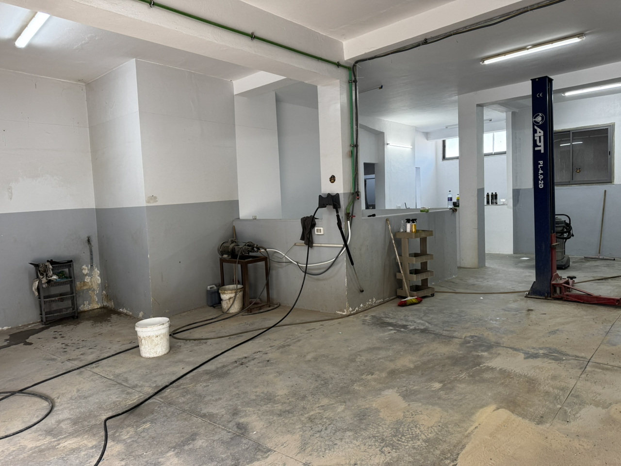 La Soukra&nbsp;Chotrana 3&nbsp;Bureaux & Commerces&nbsp;Fond de Commerce&nbsp;Station de lavage