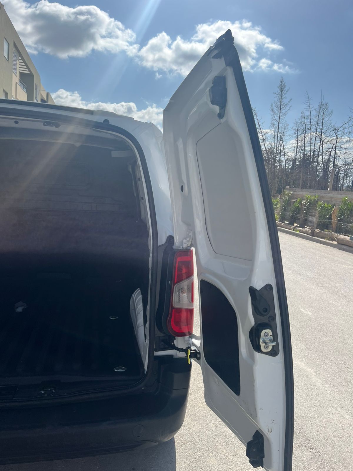 La Soukra&nbsp;La Soukra&nbsp;Peugeot&nbsp;Partner&nbsp;Peurgeot partner