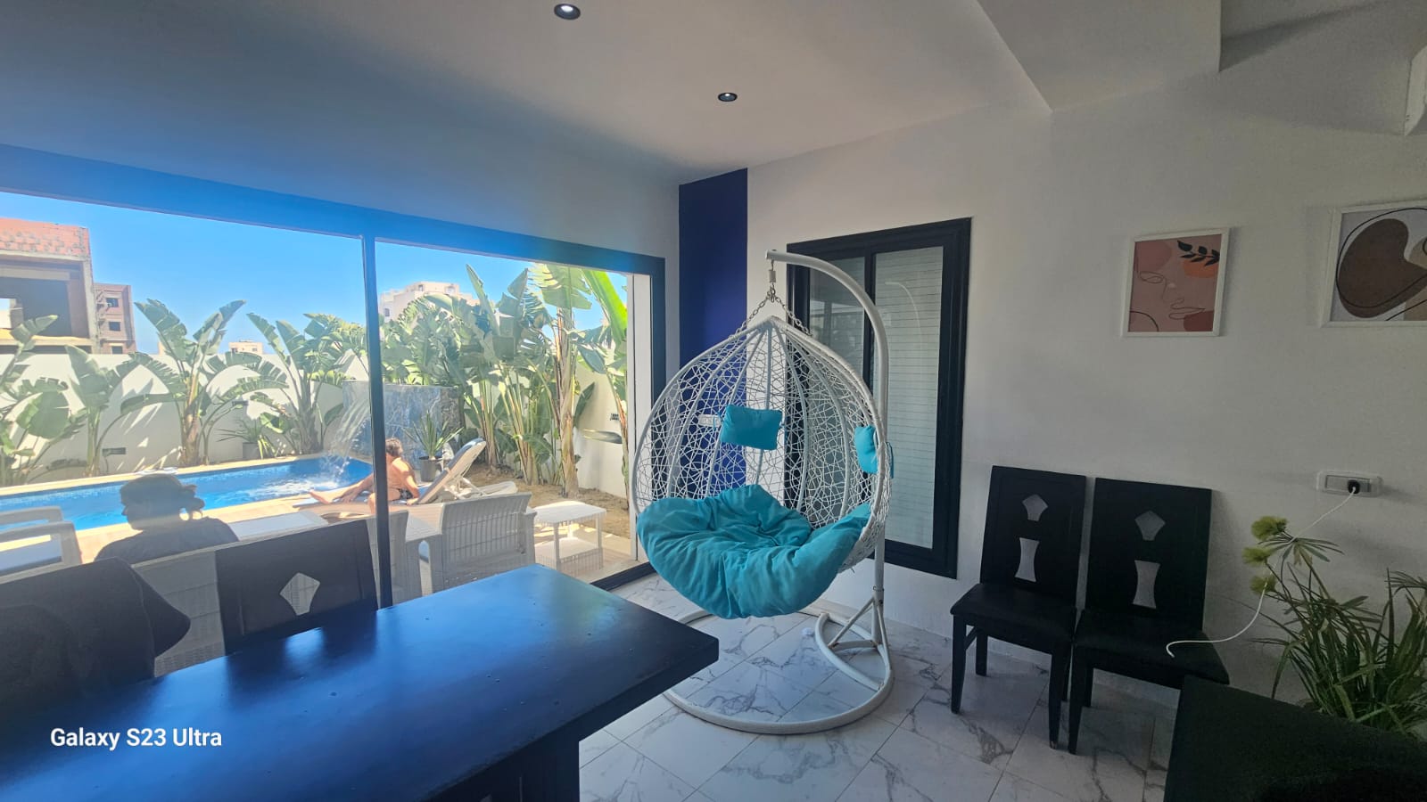 Hammam El Ghezaz&nbsp;Ezzahra&nbsp;Location&nbsp;Appart. 4 pi�ces&nbsp;Villa avec piscine priv�e � ezzahra hammem ghzez