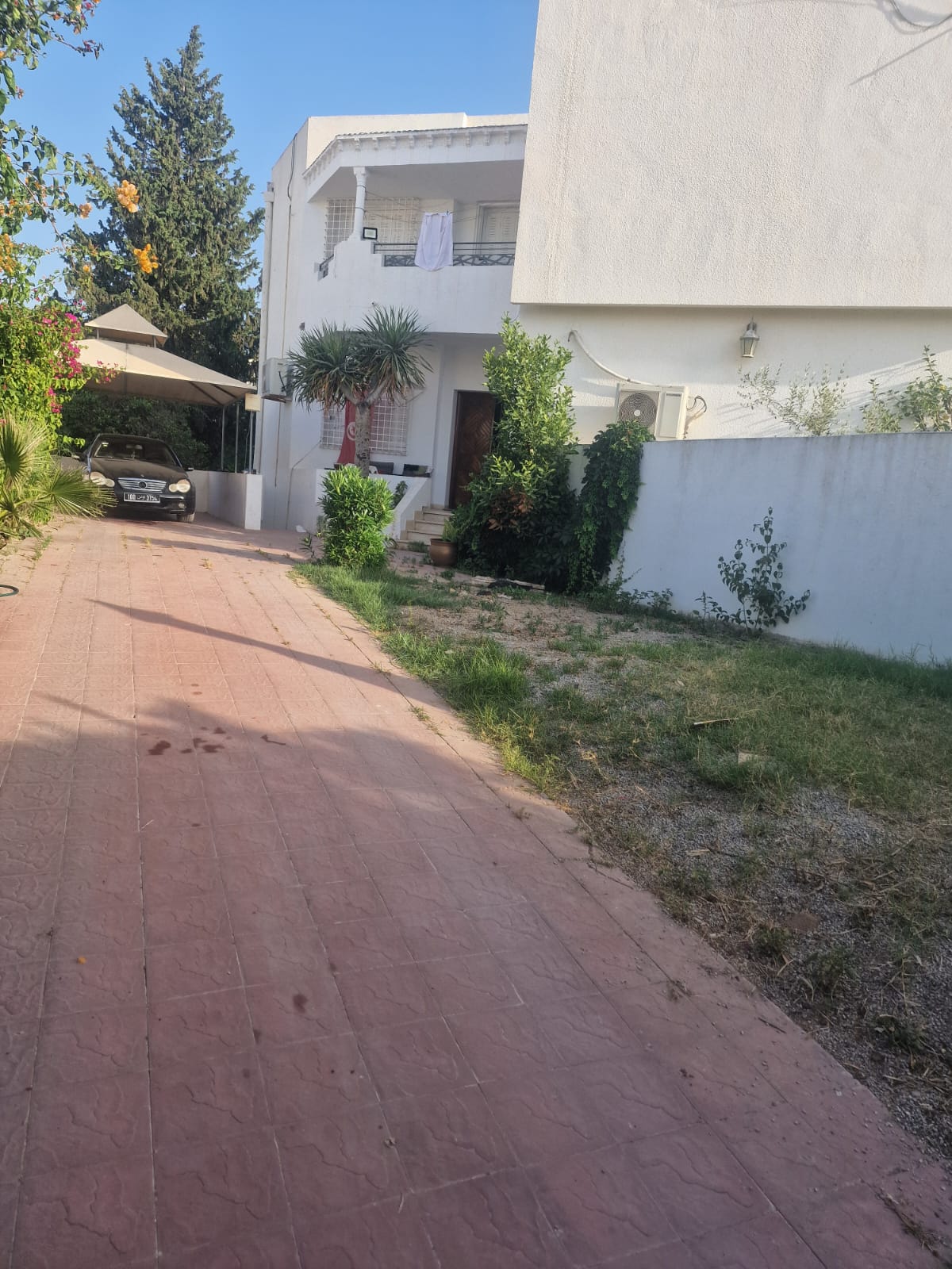 Ariana Ville&nbsp;Riadh Landlous&nbsp;Vente&nbsp;Duplex&nbsp;Riadh andalous vnt dup 220m2
