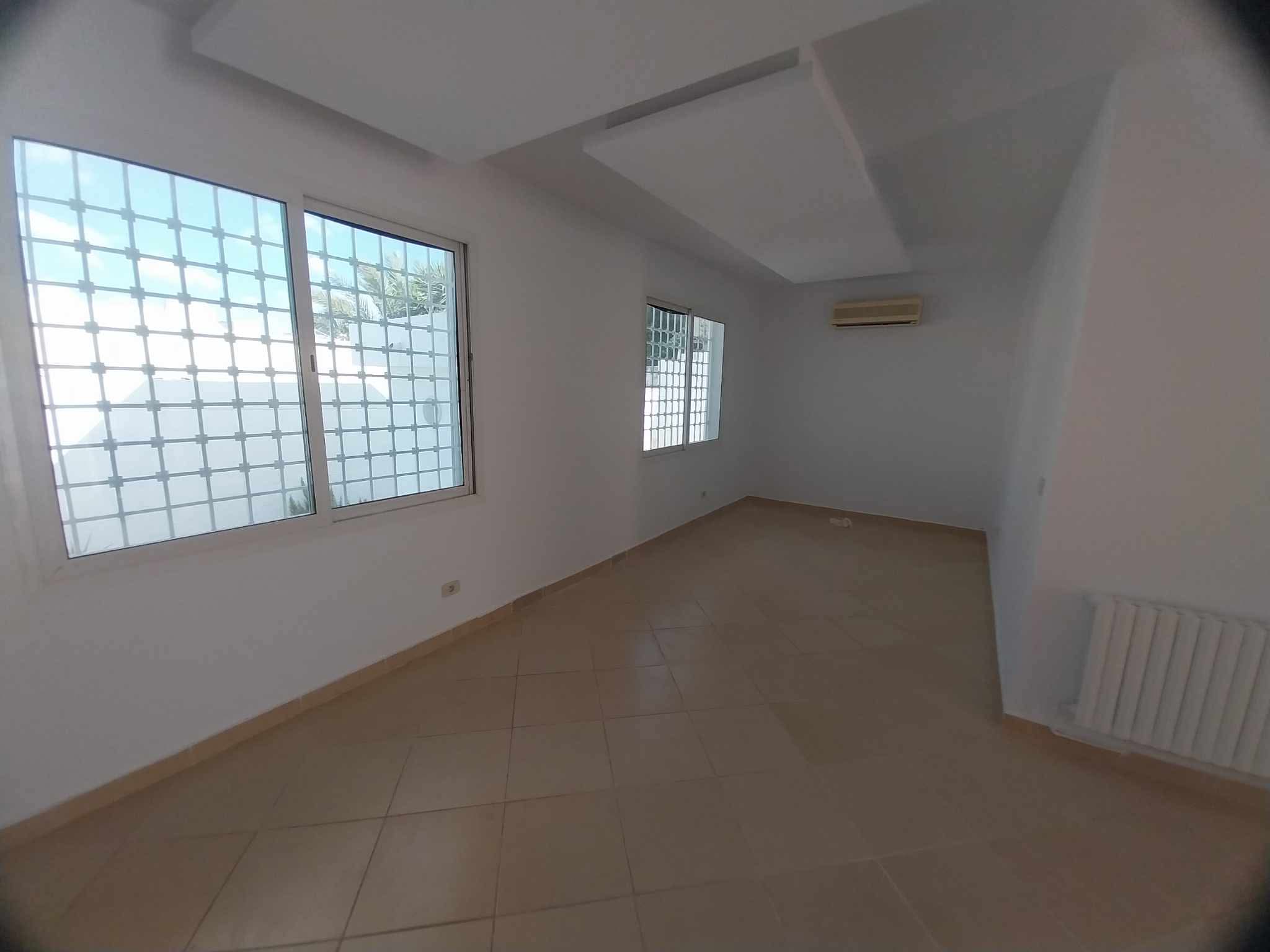 El Menzah&nbsp;El Menzah 9&nbsp;Location&nbsp;Appart. 3 pi�ces&nbsp;Duplex 2100 d menzah 9