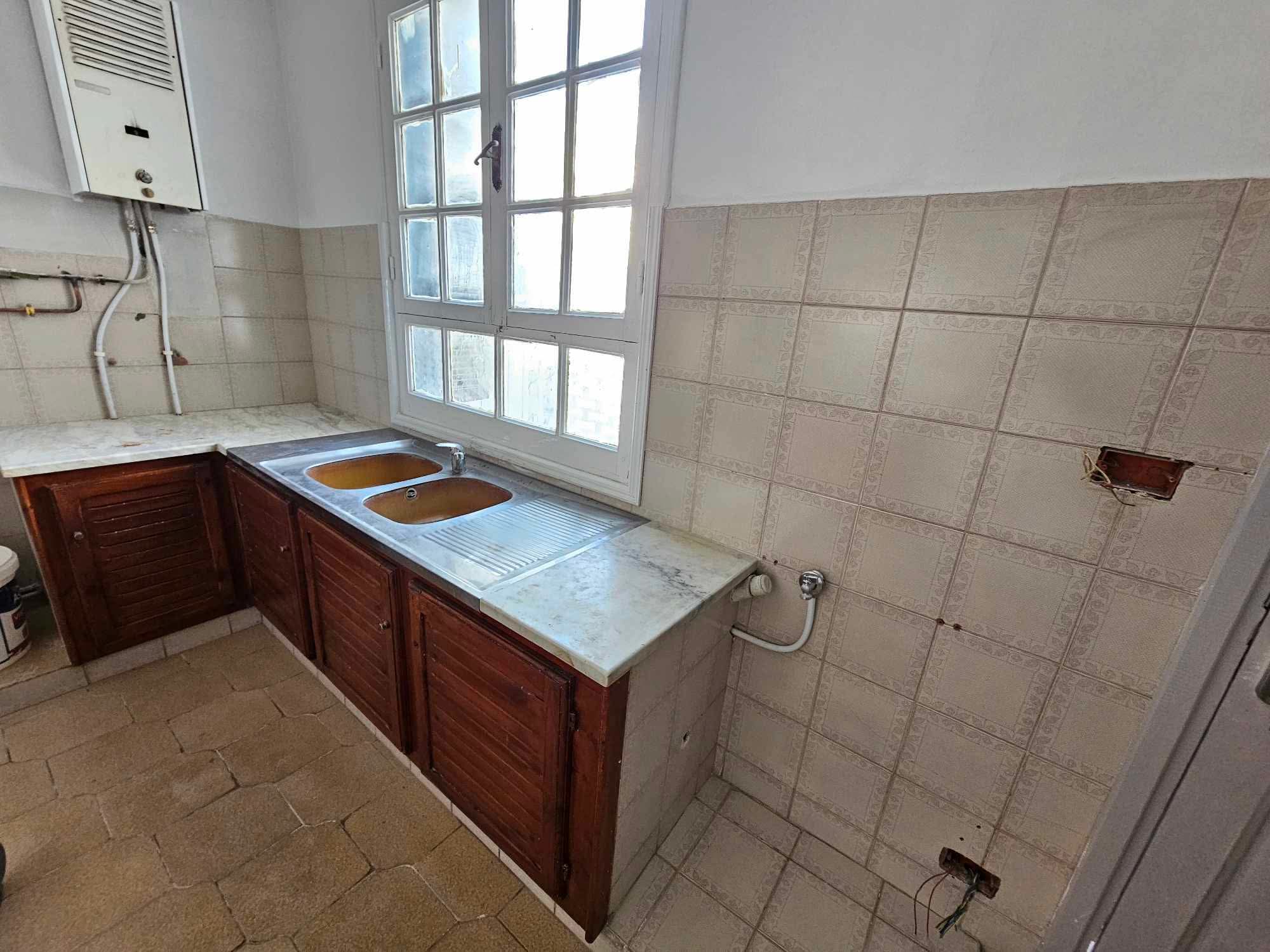 Ariana Ville&nbsp;El Menzah 5&nbsp;Bureaux & Commerces&nbsp;Bureau&nbsp;Rdc de villa menzah 5 bureautique ou habitation