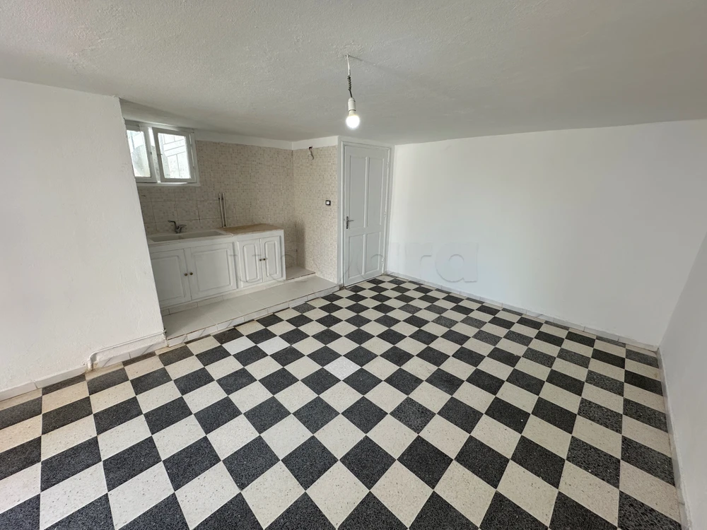 Mnihla&nbsp;Cite Ennasr&nbsp;Location&nbsp;Maisons&nbsp;Joli rez de jardin