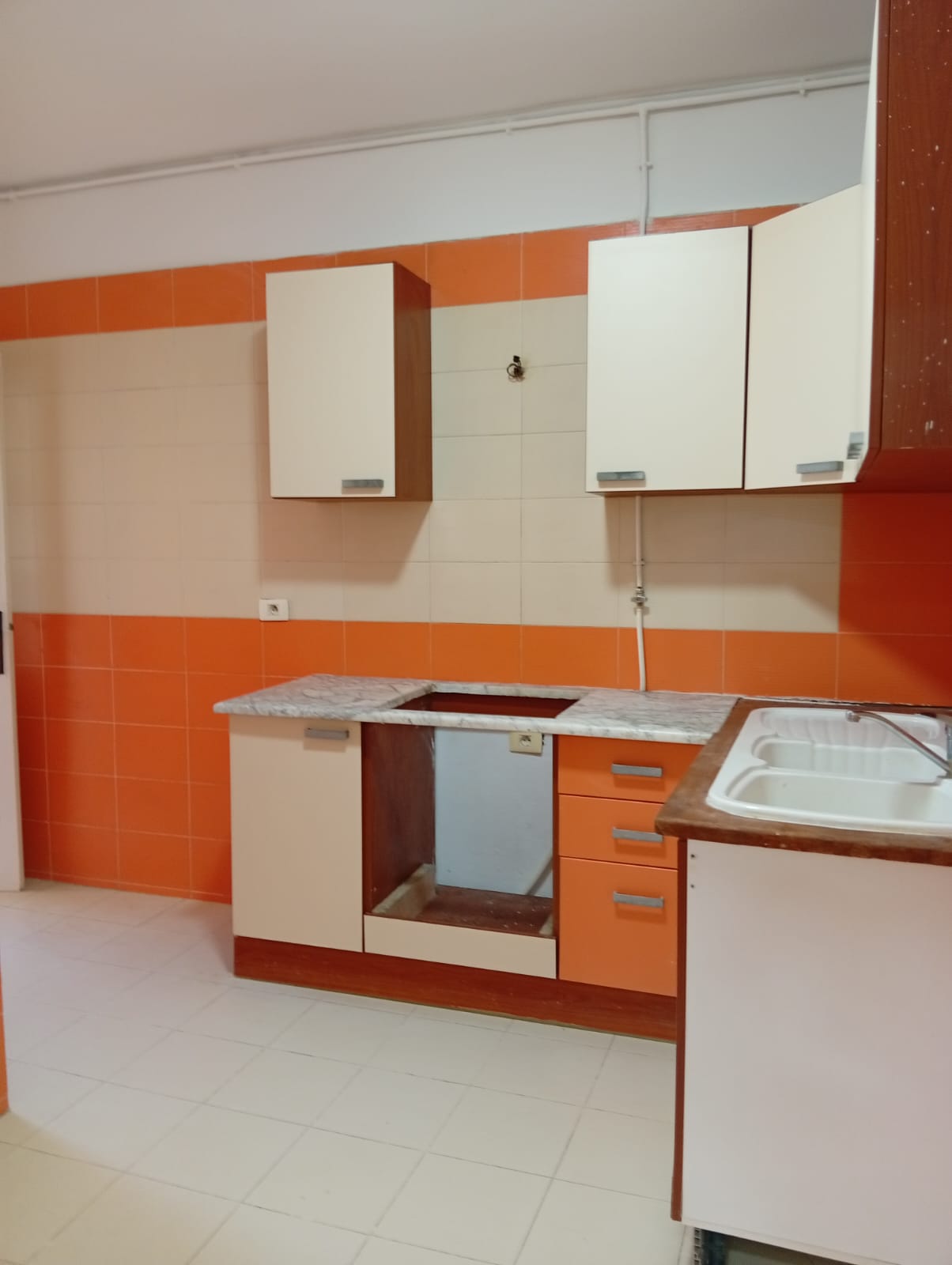 Cite El Khadra&nbsp;Zone urbaine nord&nbsp;Vente&nbsp;Appart. 3 pi�ces&nbsp;Un appartement en s2 au cun
