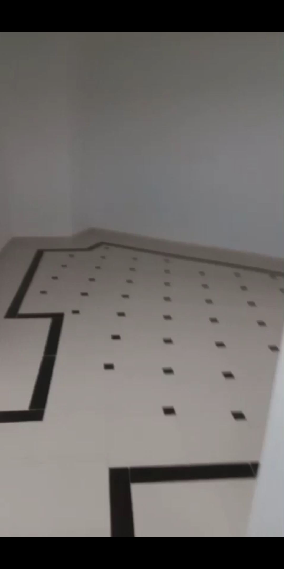 Ariana Ville&nbsp;Cite Ennasr 1&nbsp;Location&nbsp;Appart. 3 pi�ces&nbsp;S2 lux rdc