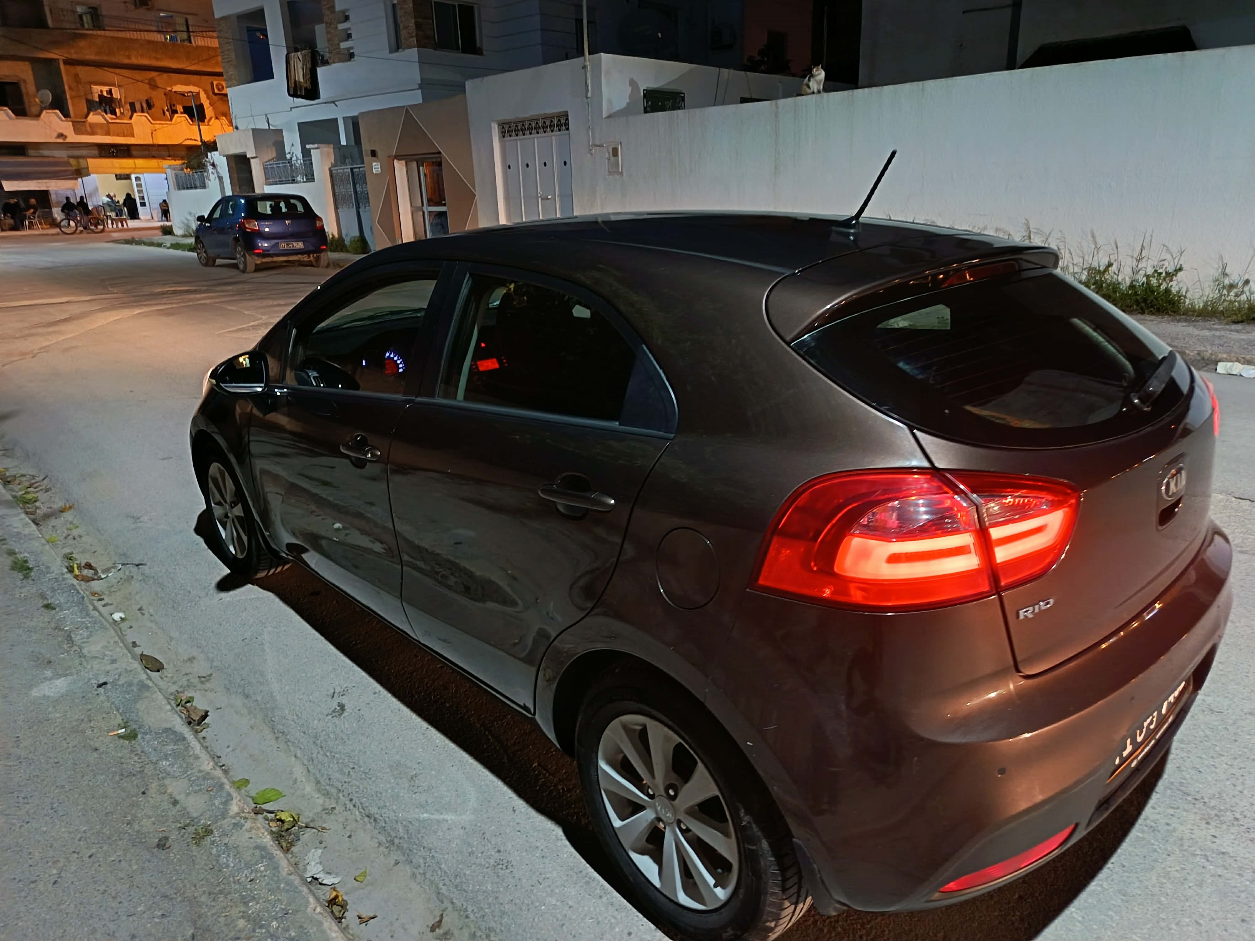 Ariana Ville&nbsp;Ariana&nbsp;Kia&nbsp;Rio&nbsp;Kia rio 3 en parfaite etat