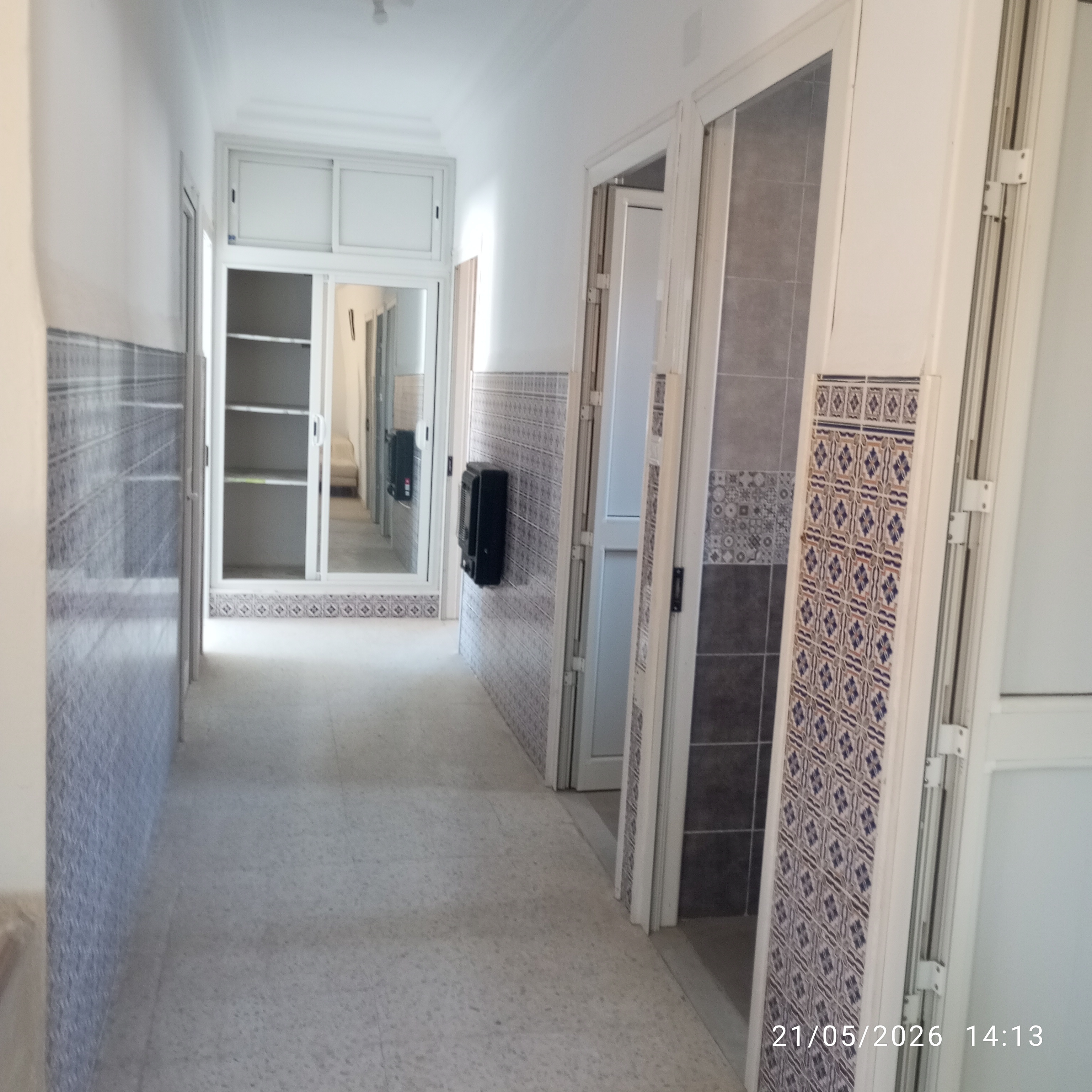La Soukra&nbsp;Borj Louzir&nbsp;Location&nbsp;Appart. 4 pi�ces&nbsp;Etage de villa meubl�