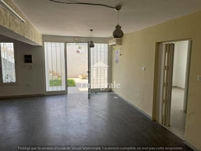 Ariana Ville&nbsp;Cite Ennasr 2&nbsp;Location&nbsp;Maisons&nbsp;Local pour bureau ou commerce