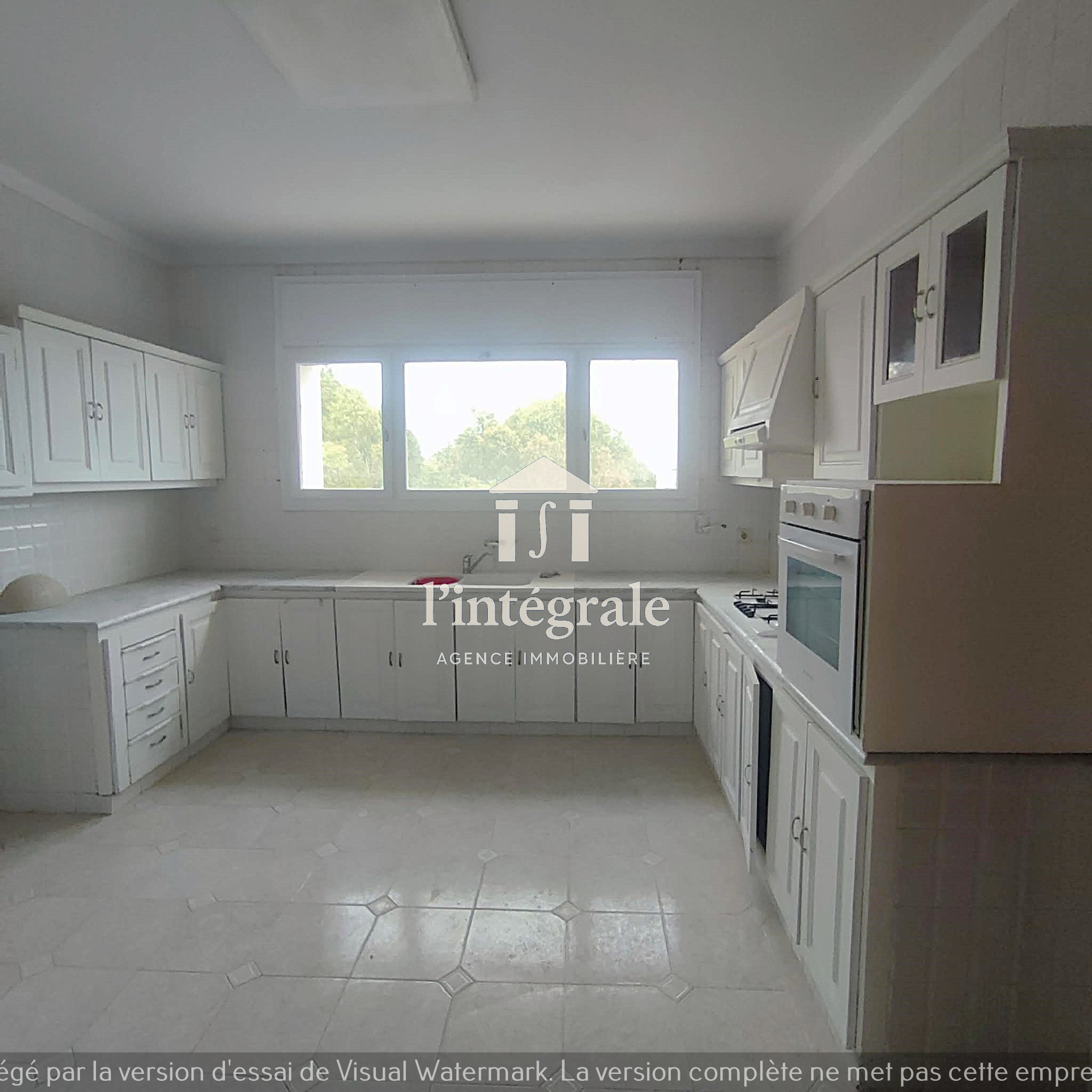 El Menzah&nbsp;Mutuelle Ville&nbsp;Location&nbsp;Appart. 5 pi�ces+&nbsp;Superbe appartement s4 de haut standing