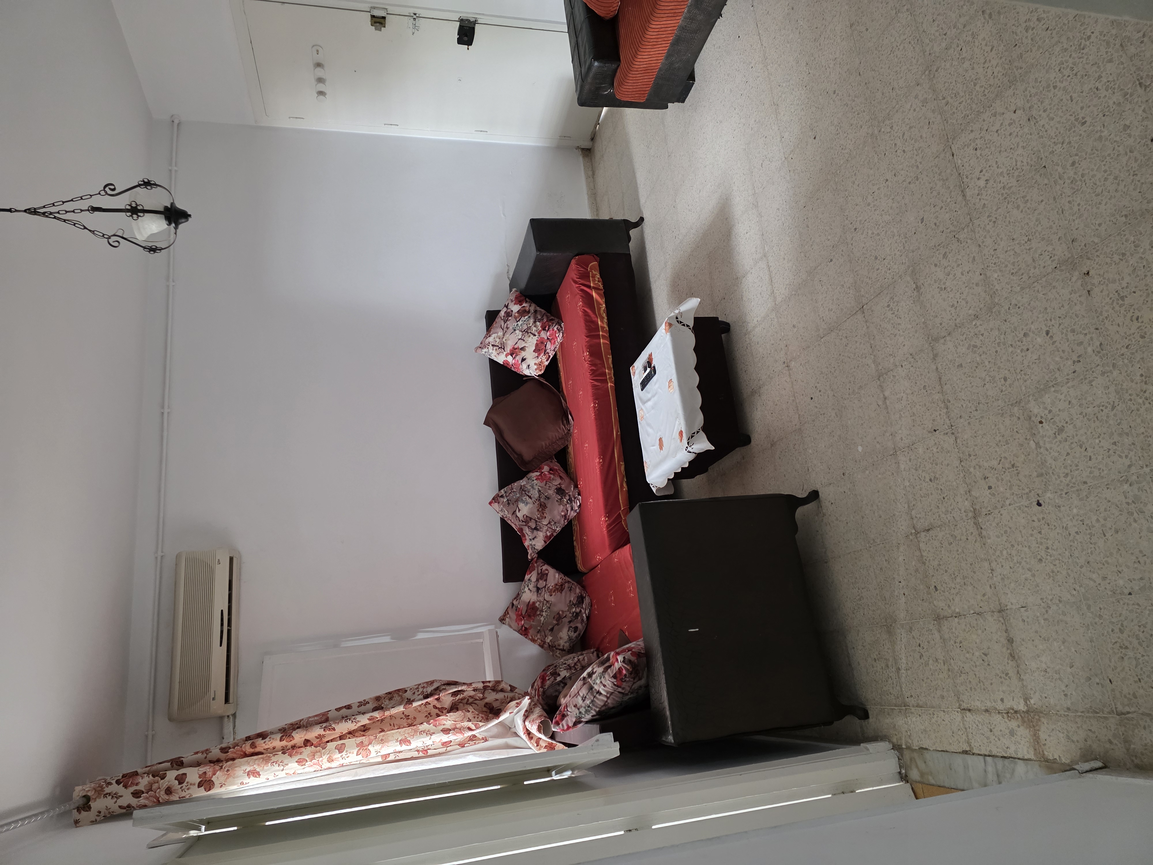 El Menzah&nbsp;El Manar 1&nbsp;Location&nbsp;Appart. 2 pi�ces&nbsp;S1 meubl� rez de chauss�e manar1