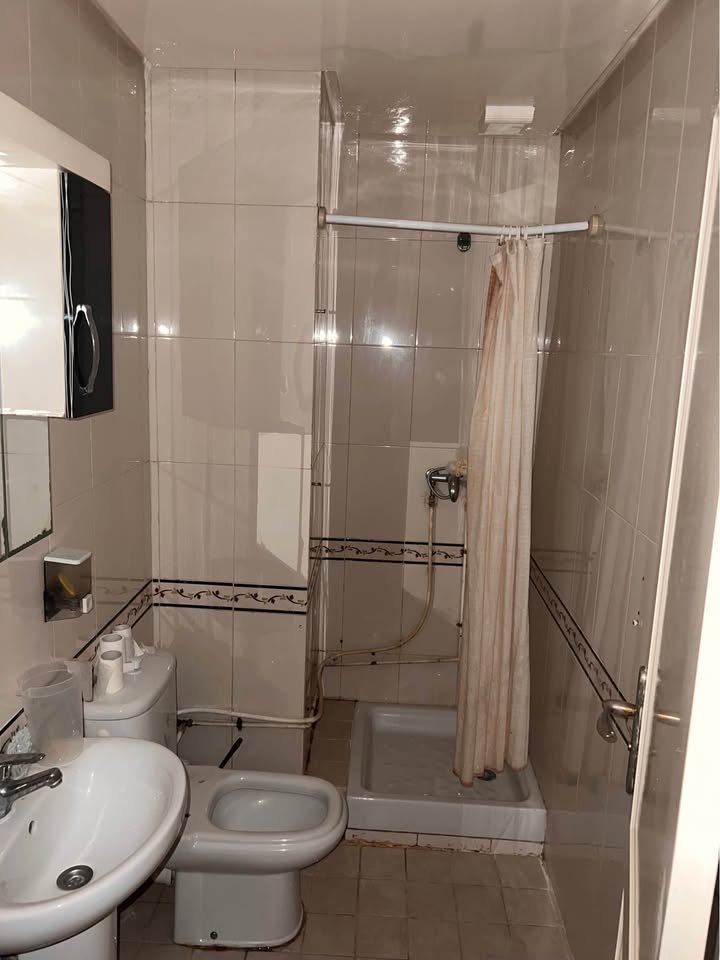 Ariana Ville&nbsp;Cite Ennasr 1&nbsp;Location&nbsp;Appart. 1 pi�ce&nbsp;Un joli appartement s1