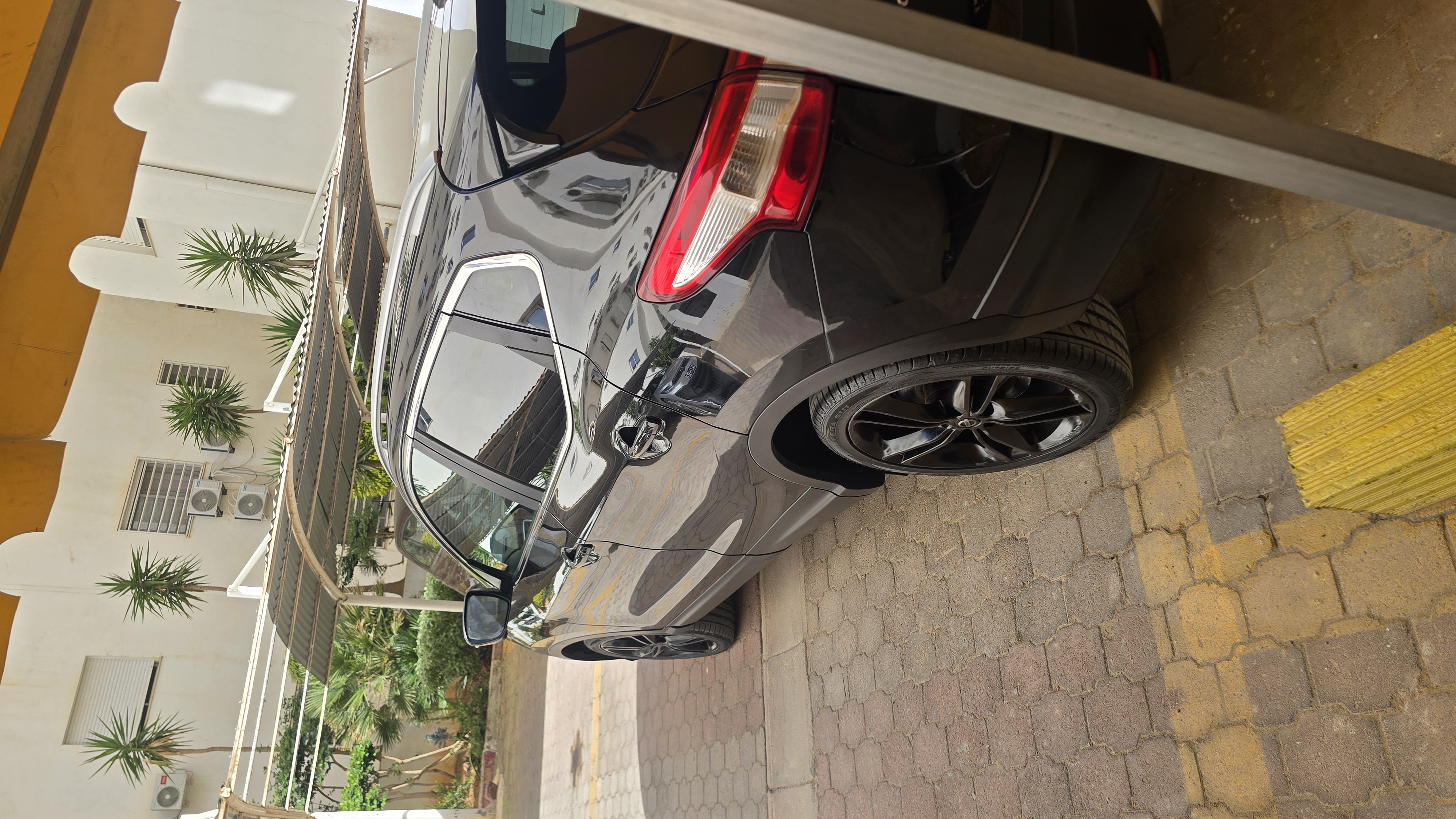 Ain Zaghouan&nbsp;Jardins de Carthage&nbsp;Nissan&nbsp;Qashqai&nbsp;Nissan qashqai 130 cv