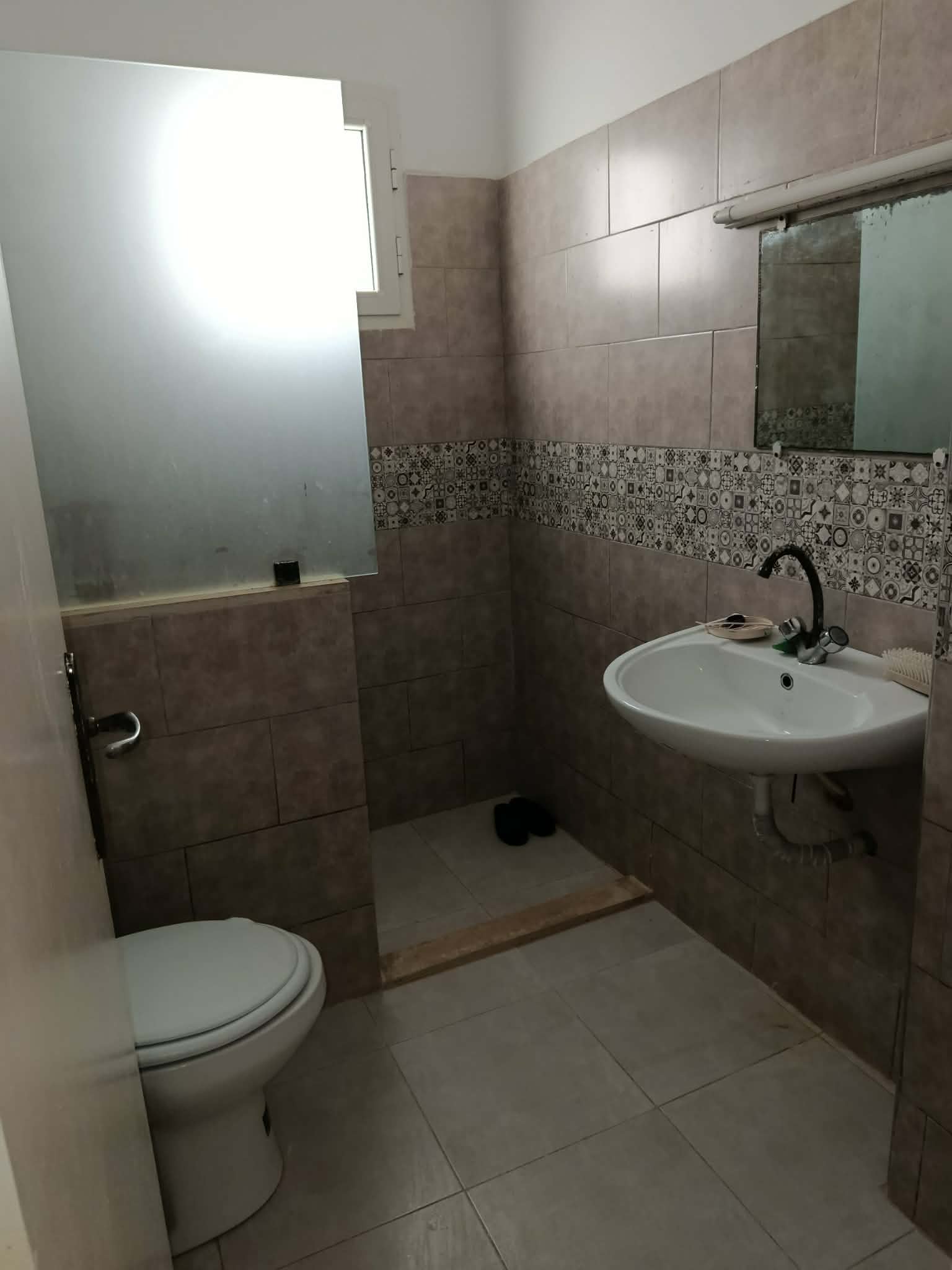 Cite El Khadra&nbsp;Cite Oplympique&nbsp;Location&nbsp;Appart. 2 pi�ces&nbsp;S plus 1 meubl� � la cit� olympique wb2021