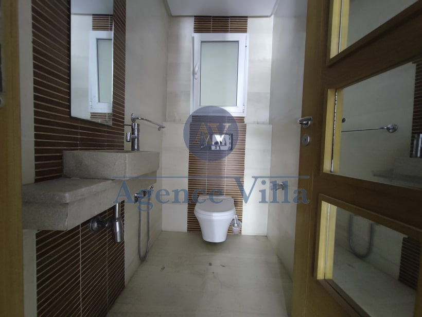 La Marsa&nbsp;Cite El Khalil&nbsp;Location&nbsp;Appart. 4 pi�ces&nbsp;Un duplex s3 � la marsa relais