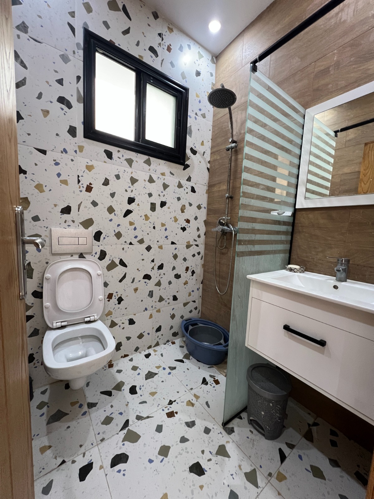 Hammam El Ghezaz&nbsp;Hammam El Ghezaz&nbsp;Location vacances&nbsp;Appart. 2 pi�ces&nbsp;Appartement au premier �tage a 100 m de la plage