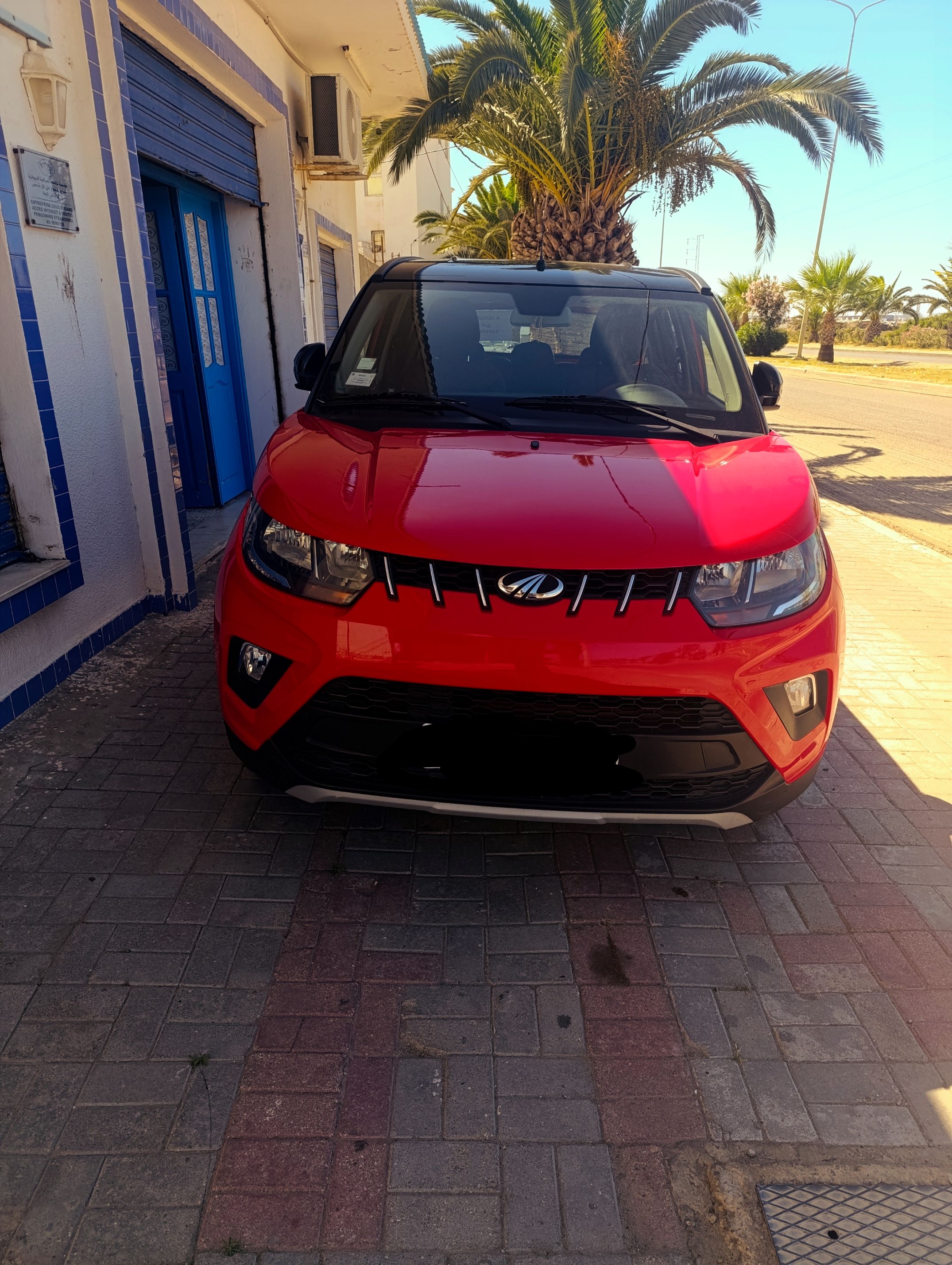 Sousse Jaouhara&nbsp;Khezama Ouest&nbsp;Mahindra&nbsp;Autre Mod�le&nbsp;Mahindra kuv100 k8