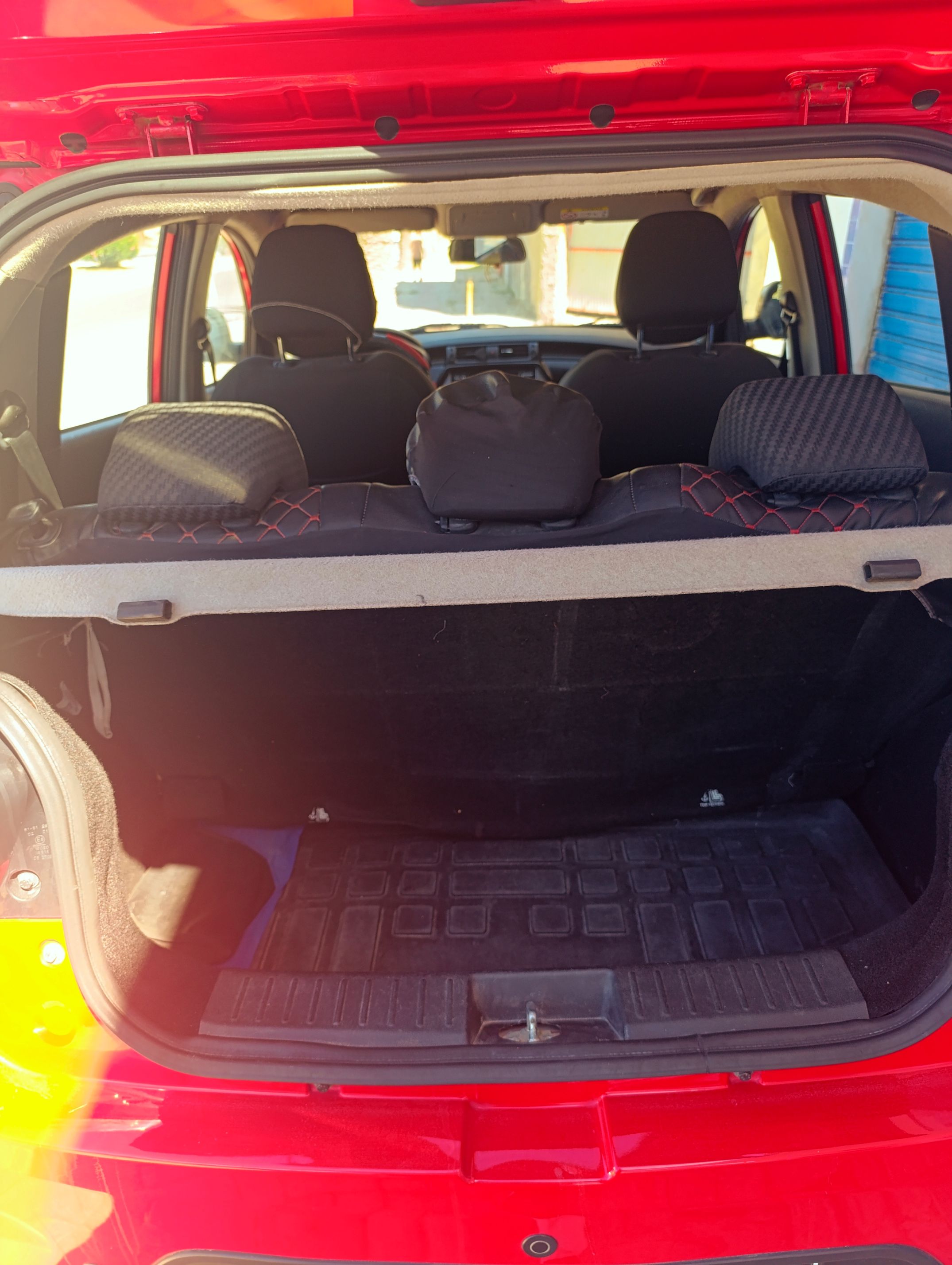 Sousse Jaouhara&nbsp;Khezama Ouest&nbsp;Mahindra&nbsp;Autre Mod�le&nbsp;Mahindra kuv100 k8