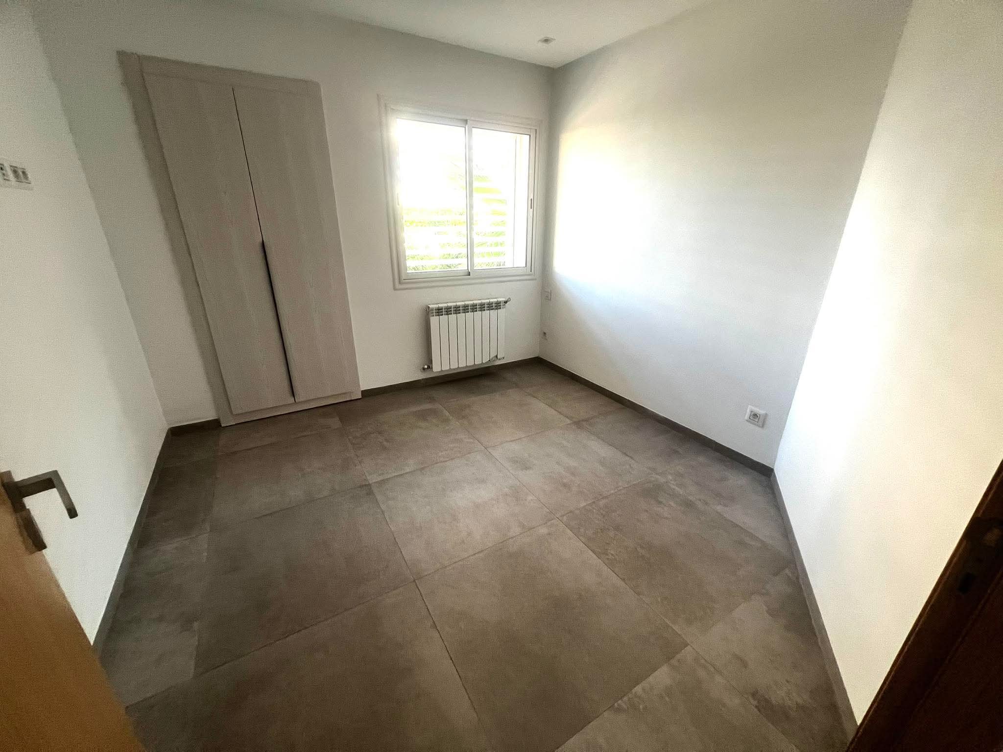 Ariana Ville&nbsp;Cite Ennasr 2&nbsp;Location&nbsp;Appart. 2 pi�ces&nbsp;S1 1100d ennasr 2 de haut standing