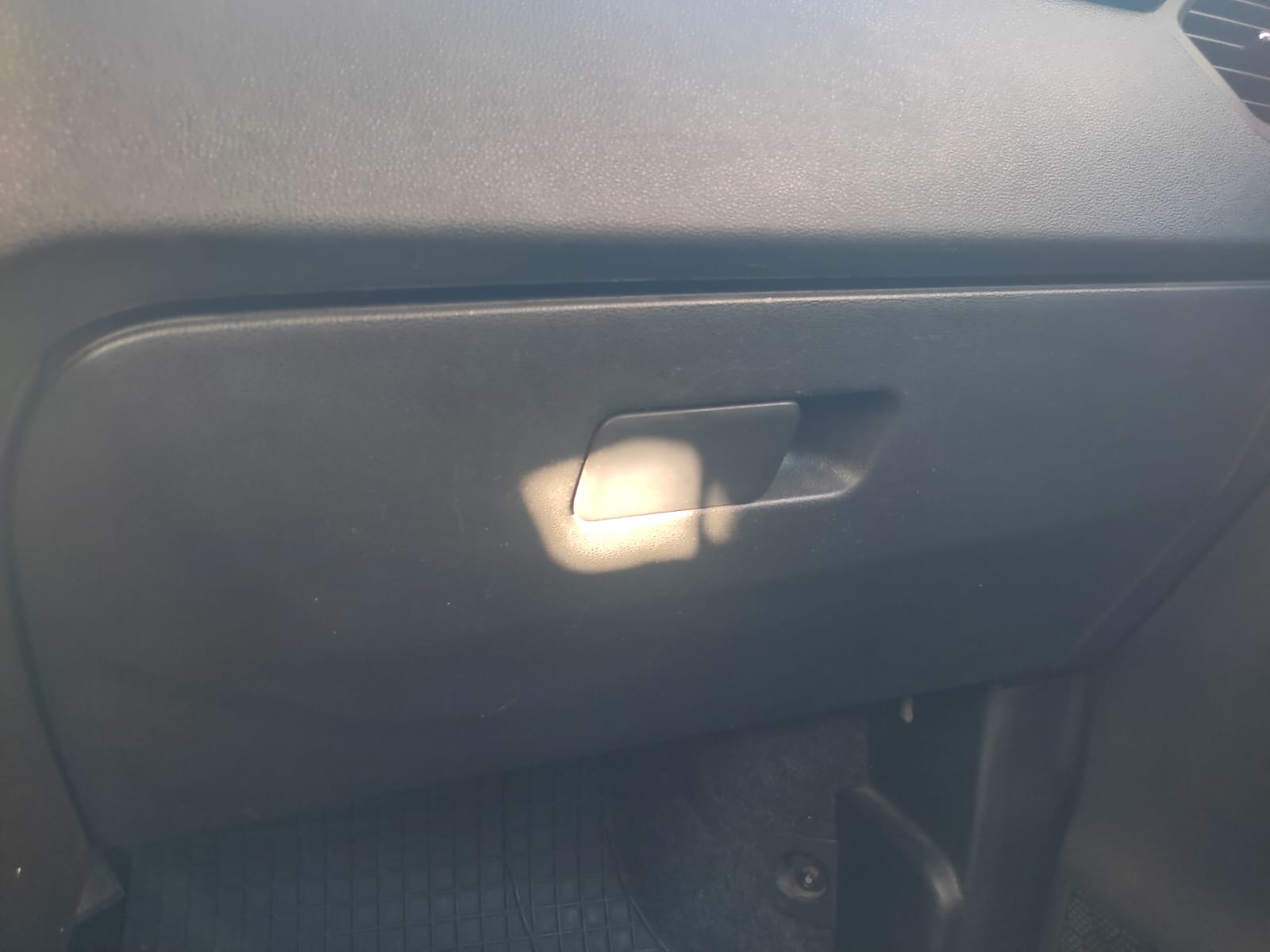Le Bardo&nbsp;Le Bardo&nbsp;Mahindra&nbsp;Autre Mod�le&nbsp;Mahindra kuv100 k8