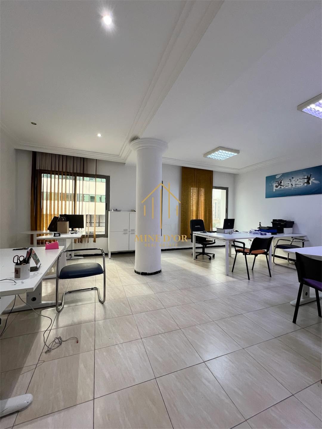 Bab Bhar&nbsp;Montplaisir&nbsp;Bureaux & Commerces&nbsp;Bureau&nbsp;Plateau bureautique 335m sur art�re principale