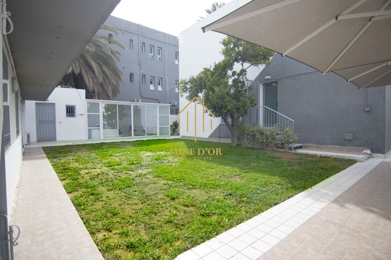 El Menzah&nbsp;El Menzah 1&nbsp;Bureaux & Commerces&nbsp;Bureau&nbsp;Immeuble bureautique en r1 meubl� a menzah 1