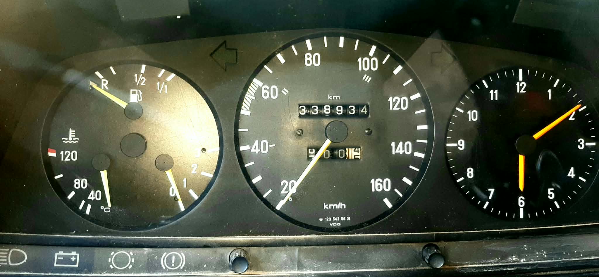 Bou Salem&nbsp;Bou Salem&nbsp;Mercedes&nbsp;240&nbsp;Mercedes 240d