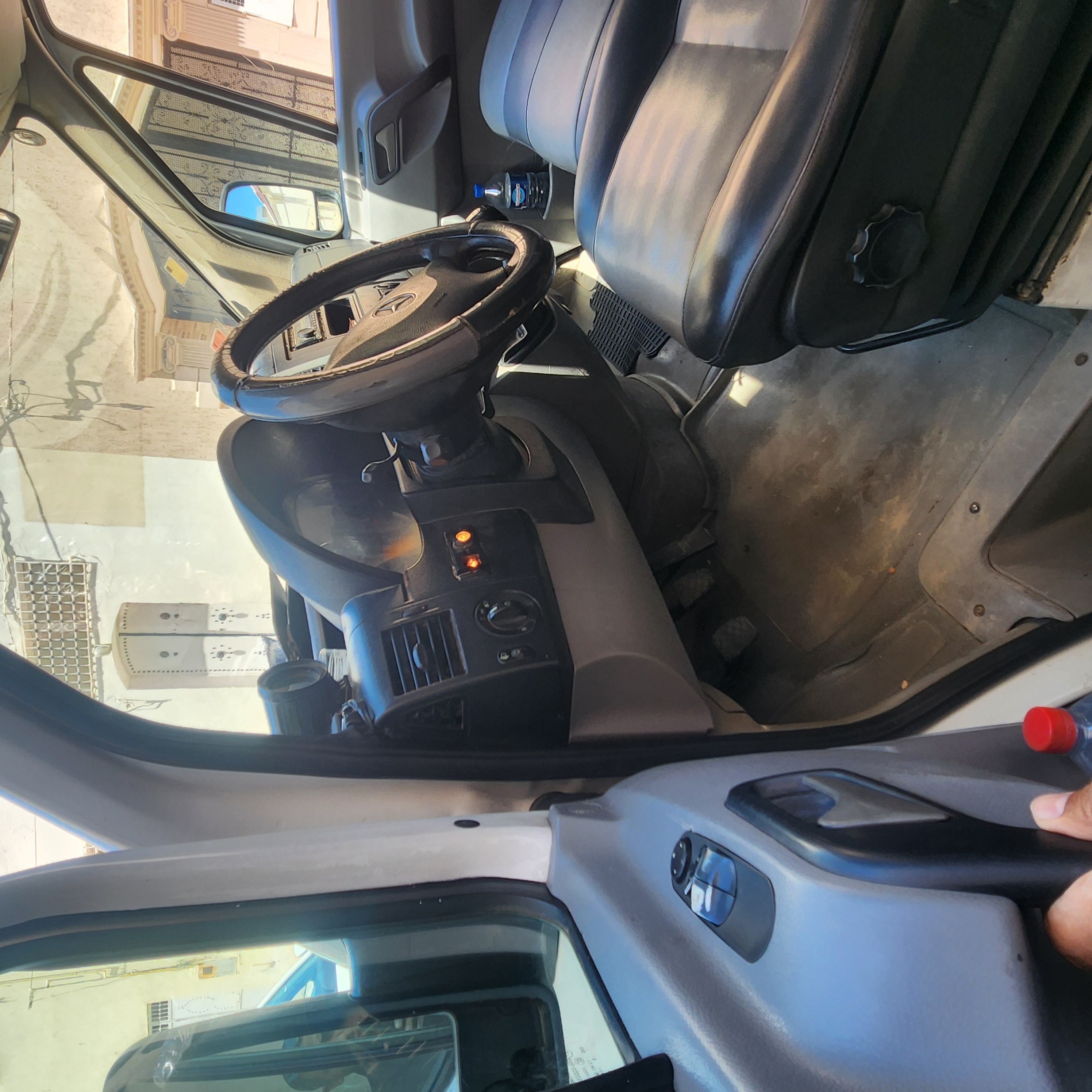 Kalaa El Kebira&nbsp;Kalaa El Kebira&nbsp;Mercedes&nbsp;Sprinter&nbsp;Camion mercedes sprinter benne