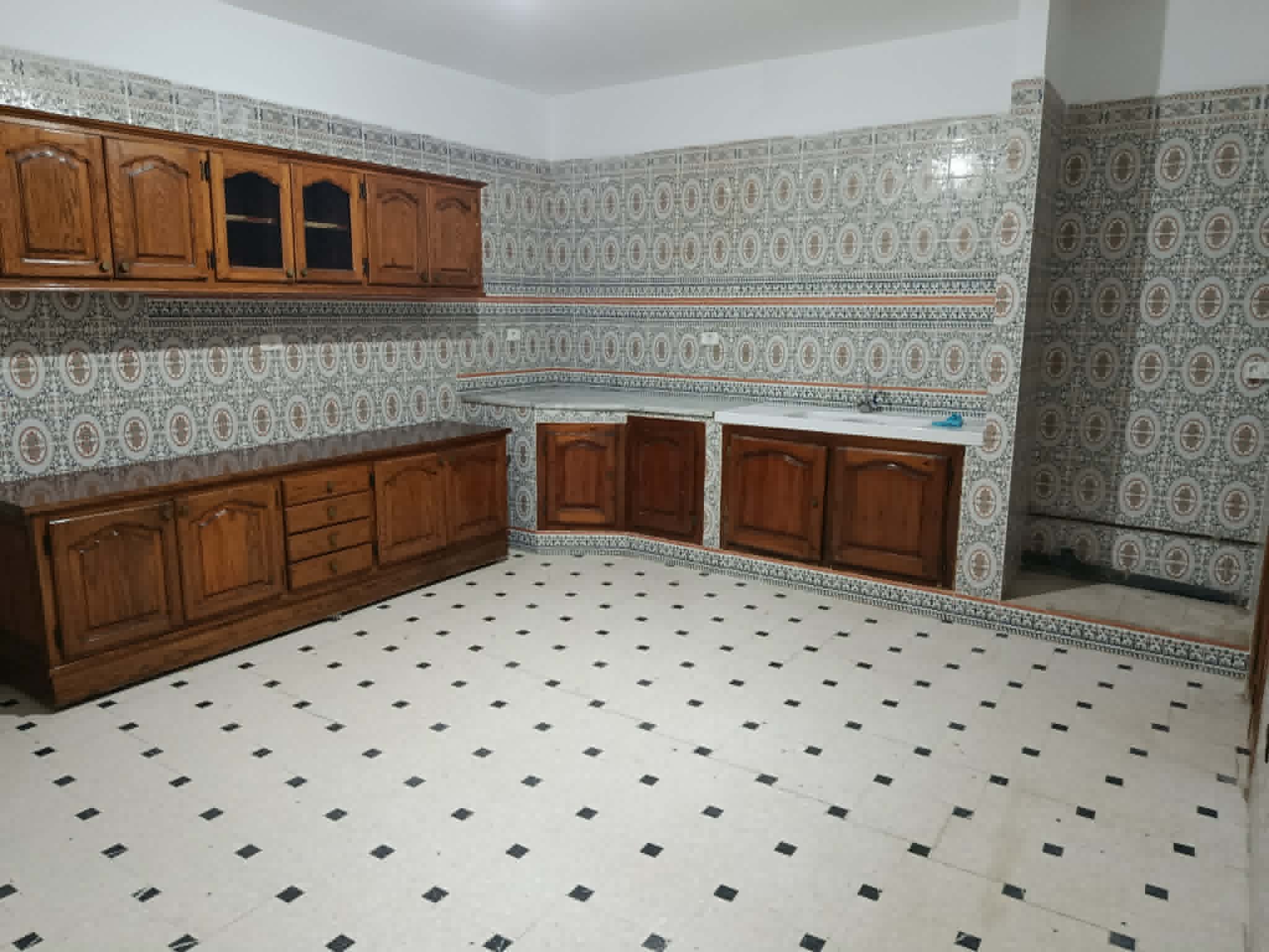 Cite El Khadra&nbsp;Cite Jardins&nbsp;Location&nbsp;Appart. 2 pi�ces&nbsp;Etage de villa