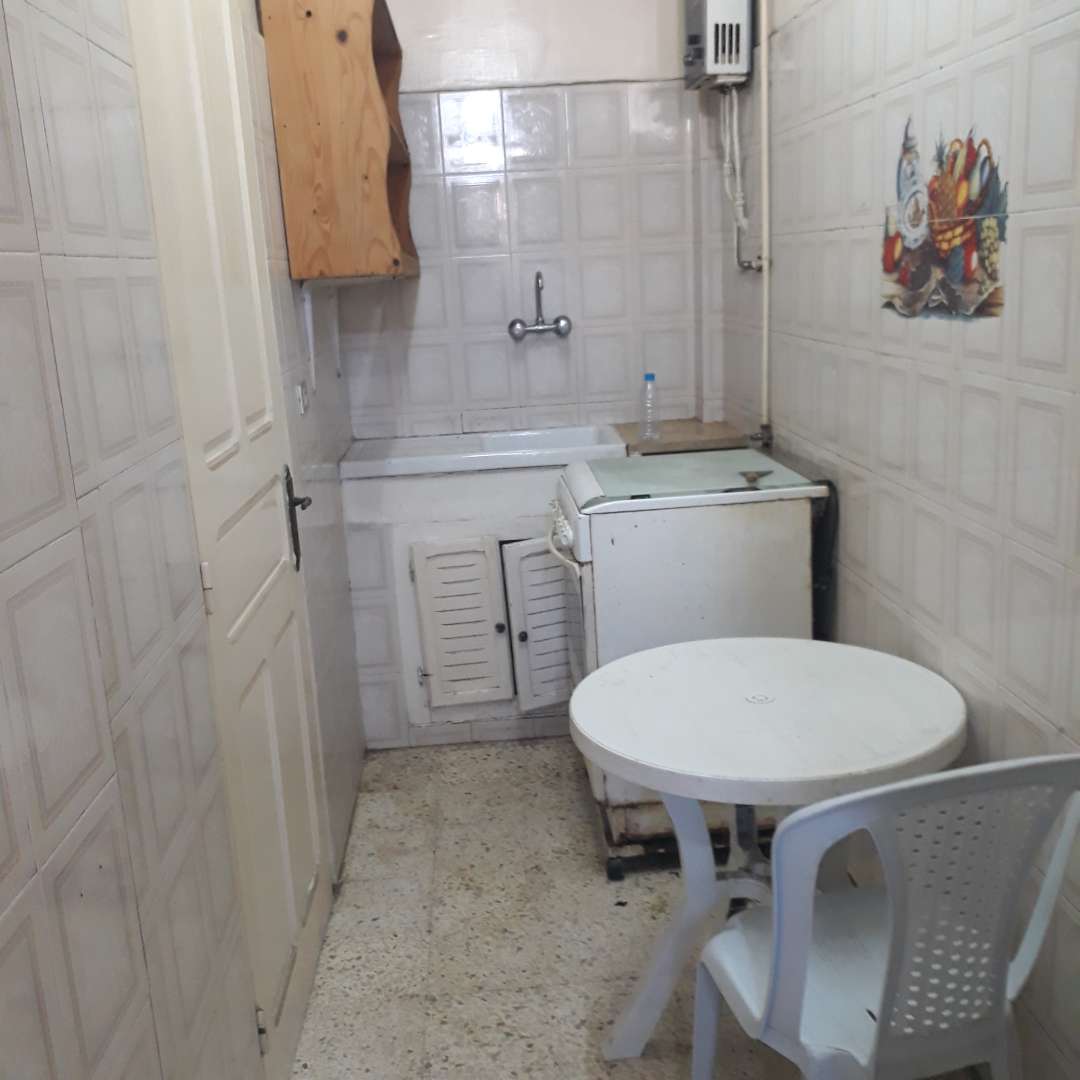 Bab Souika&nbsp;Bab Saadoun&nbsp;Location&nbsp;Appart. 1 pi�ce&nbsp;Locachambre