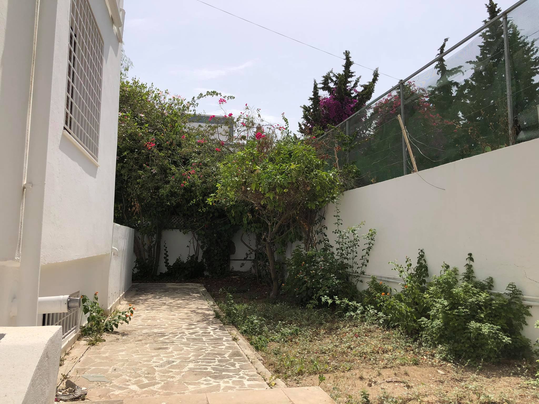 El Menzah&nbsp;El Menzah 9&nbsp;Location&nbsp;Maisons&nbsp;Villa s5 avec jardin � menzah 9a