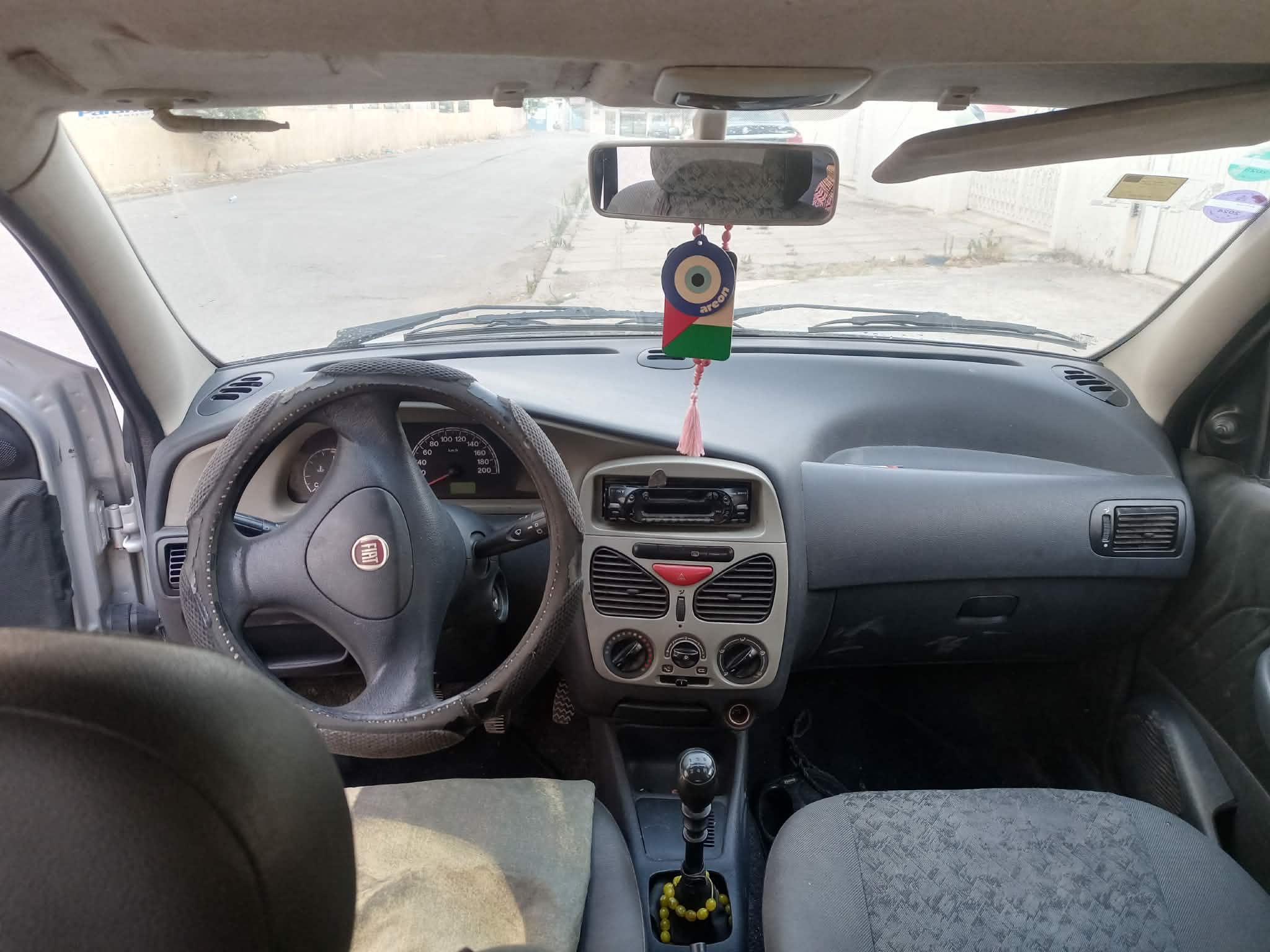 El Omrane&nbsp;Ras Tabia&nbsp;Fiat&nbsp;Palio&nbsp;Je vends ma fiat palio 3 premi�re main
