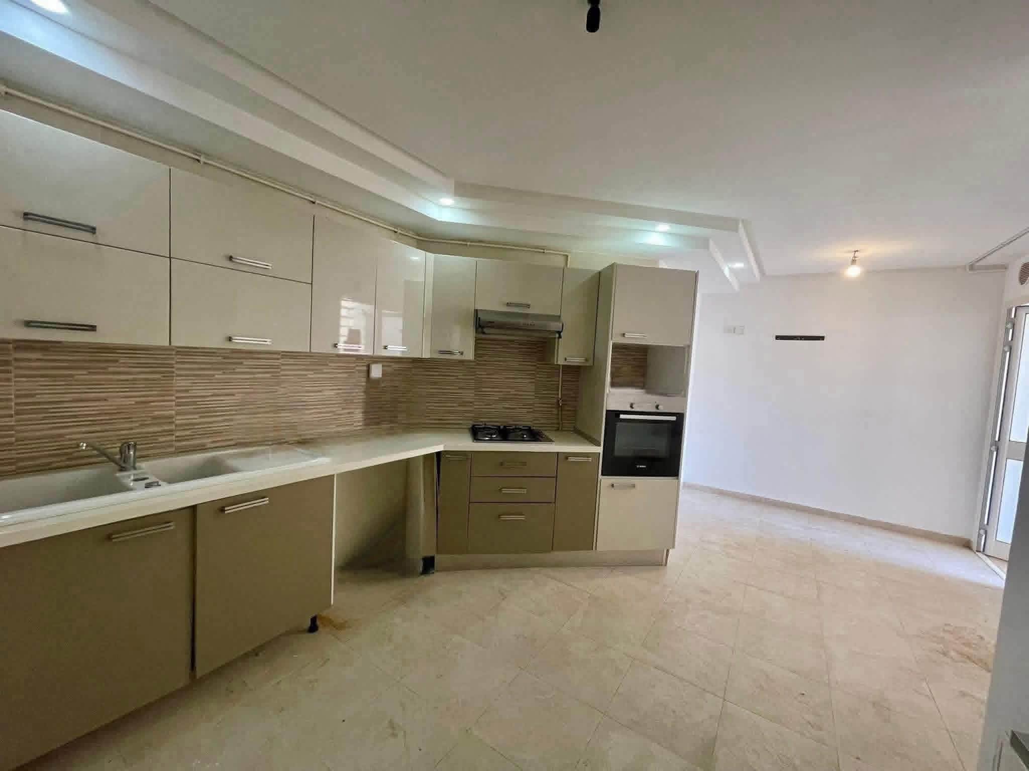 El Menzah&nbsp;El Menzah 9&nbsp;Location&nbsp;Appart. 3 pi�ces&nbsp;S2 1500 menzah 9c