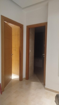 La Marsa&nbsp;El Aouina&nbsp;Location&nbsp;Appart. 4 pi�ces&nbsp;Etage de villa s3