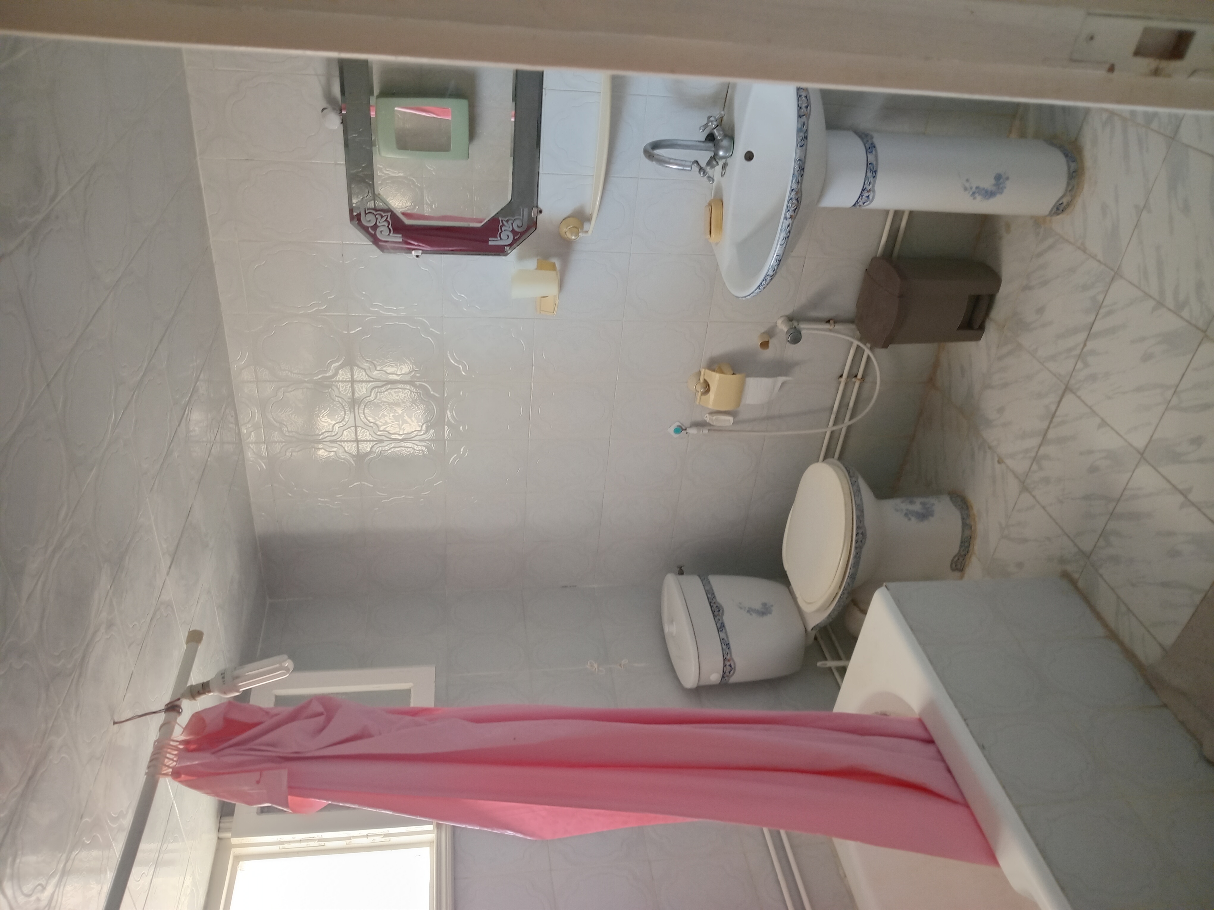 Kairouan Sud&nbsp;Kairouan&nbsp;Location&nbsp;Appart. 3 pi�ces&nbsp;Un joli �tage de villa au centre ville kairouan