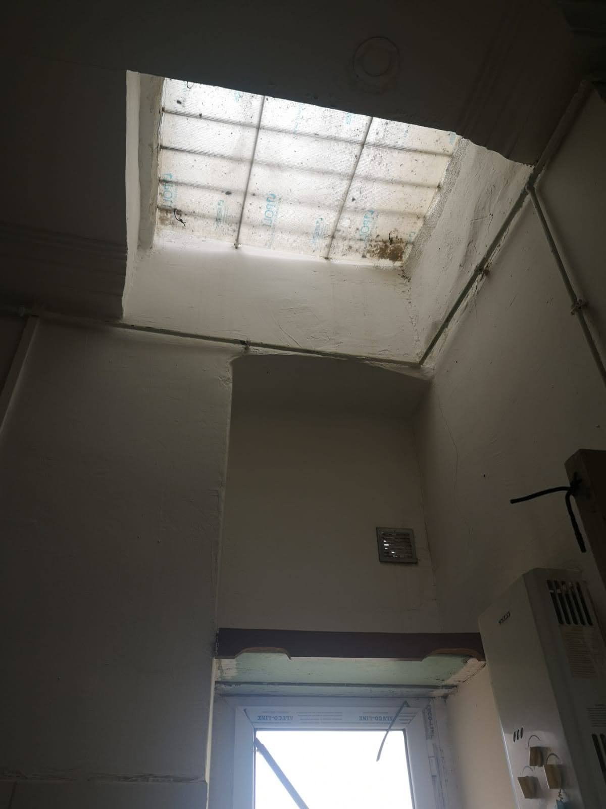 Sidi El Bechir&nbsp;Monfleury&nbsp;Location&nbsp;Appart. 1 pi�ce&nbsp;Studio � la rue d'alg�rie place barcelone