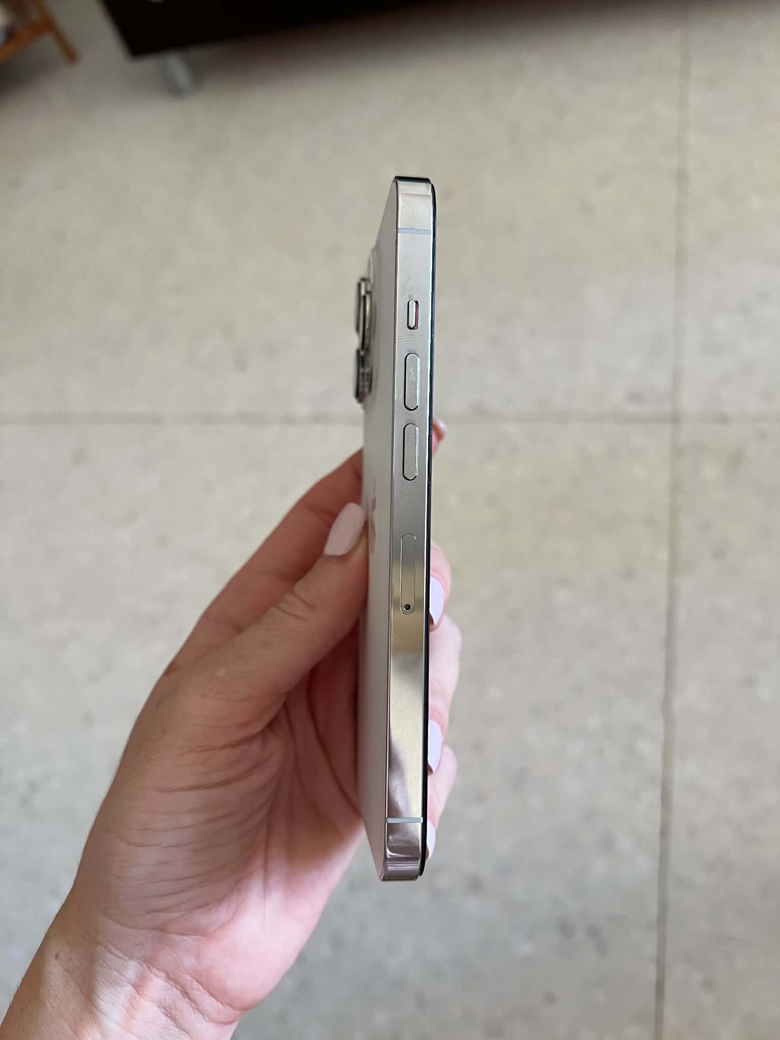 Ariana Ville&nbsp;Cite Ennasr 2&nbsp;Apple - iPhone&nbsp;iPhone 13 Pro&nbsp;I phone 13 pro