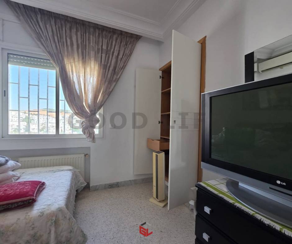 Ariana Ville&nbsp;Cite Ennasr 2&nbsp;Vente&nbsp;Appart. 4 pi�ces&nbsp;Opportunit� s3 � ennasr2