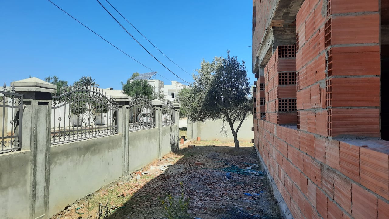 Hammam Sousse&nbsp;Hammam Sousse&nbsp;Vente&nbsp;Maisons&nbsp;Villa r plus 1 inachev�e  el bhaier h sousse